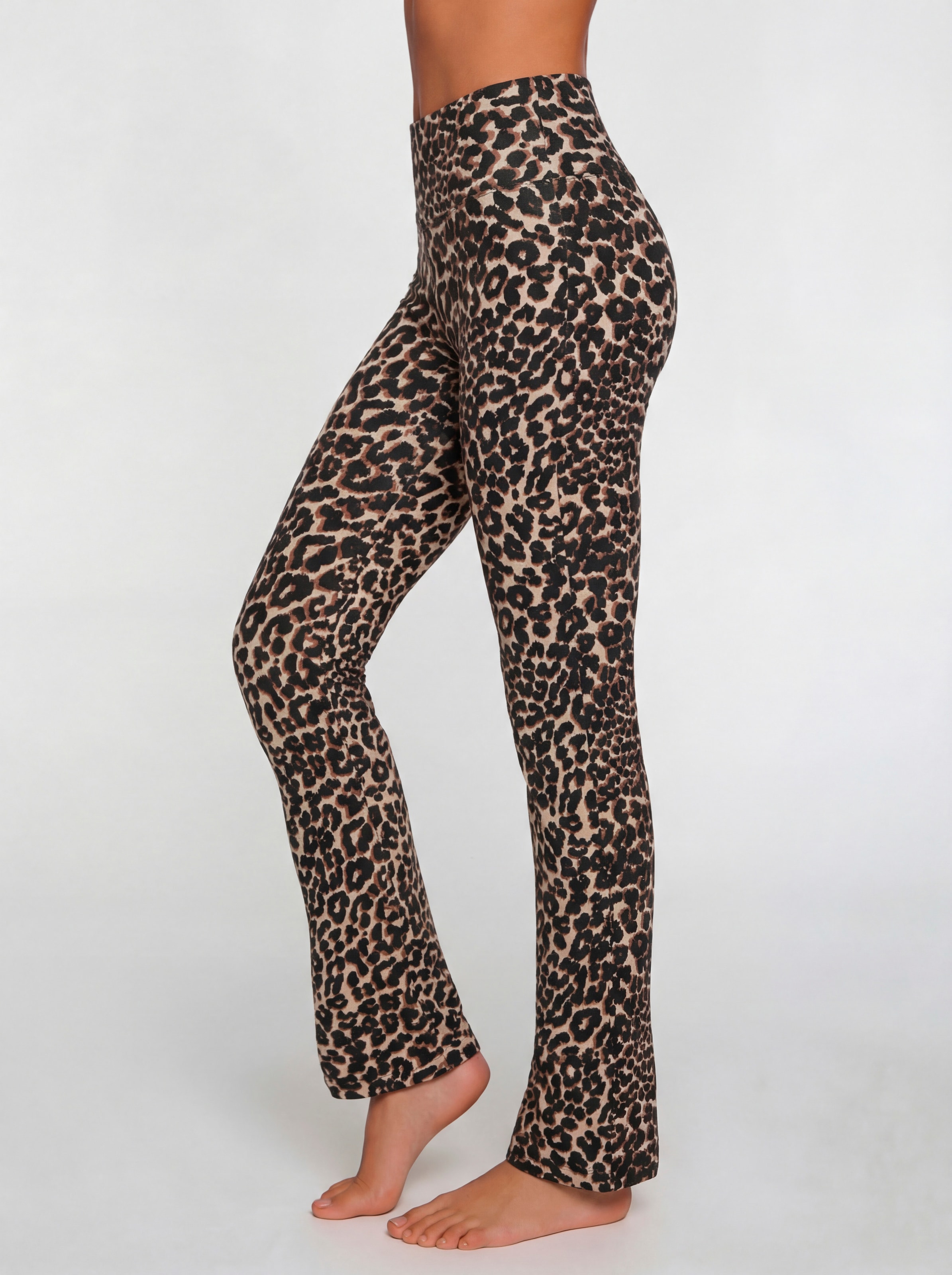 LASCANA ACTIVE Leggings  large bord-côte et jambes évasées