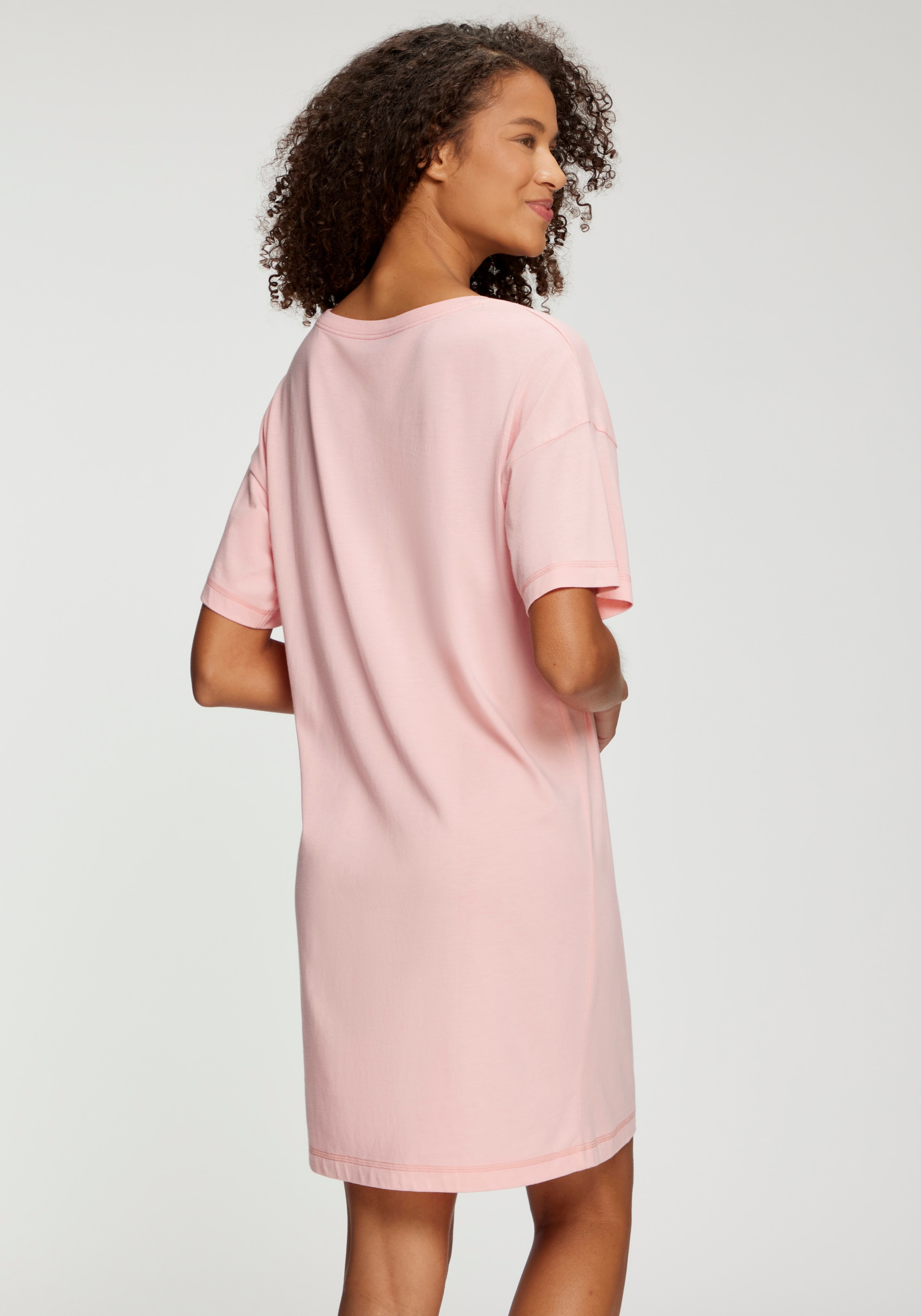 Vivance Dreams by Lascana Chemise de nuit avec joli imprimé fruits