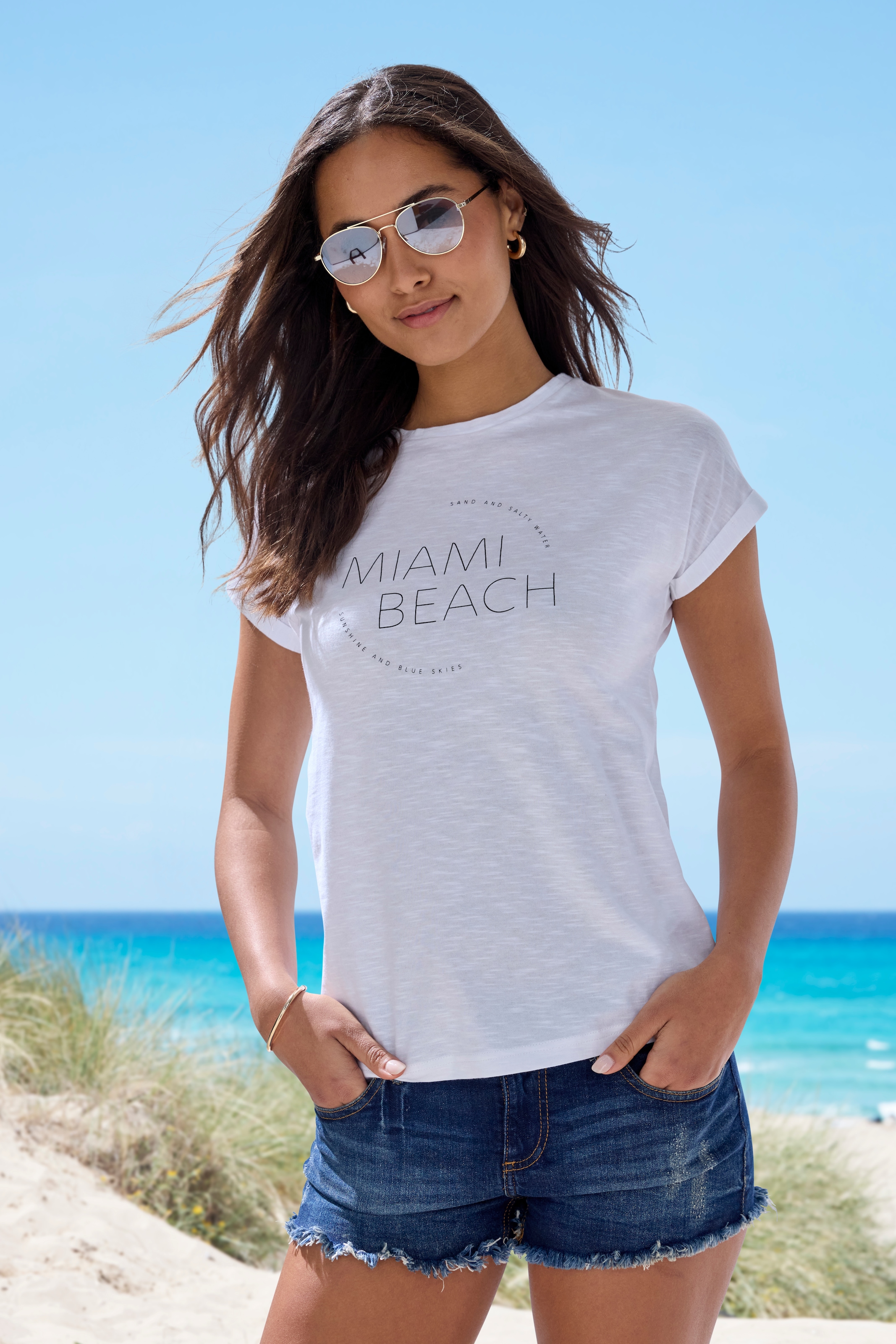 Vivance T-Shirt »mit modischem Frontprint«, aus weicher Baumwoll-Qualität