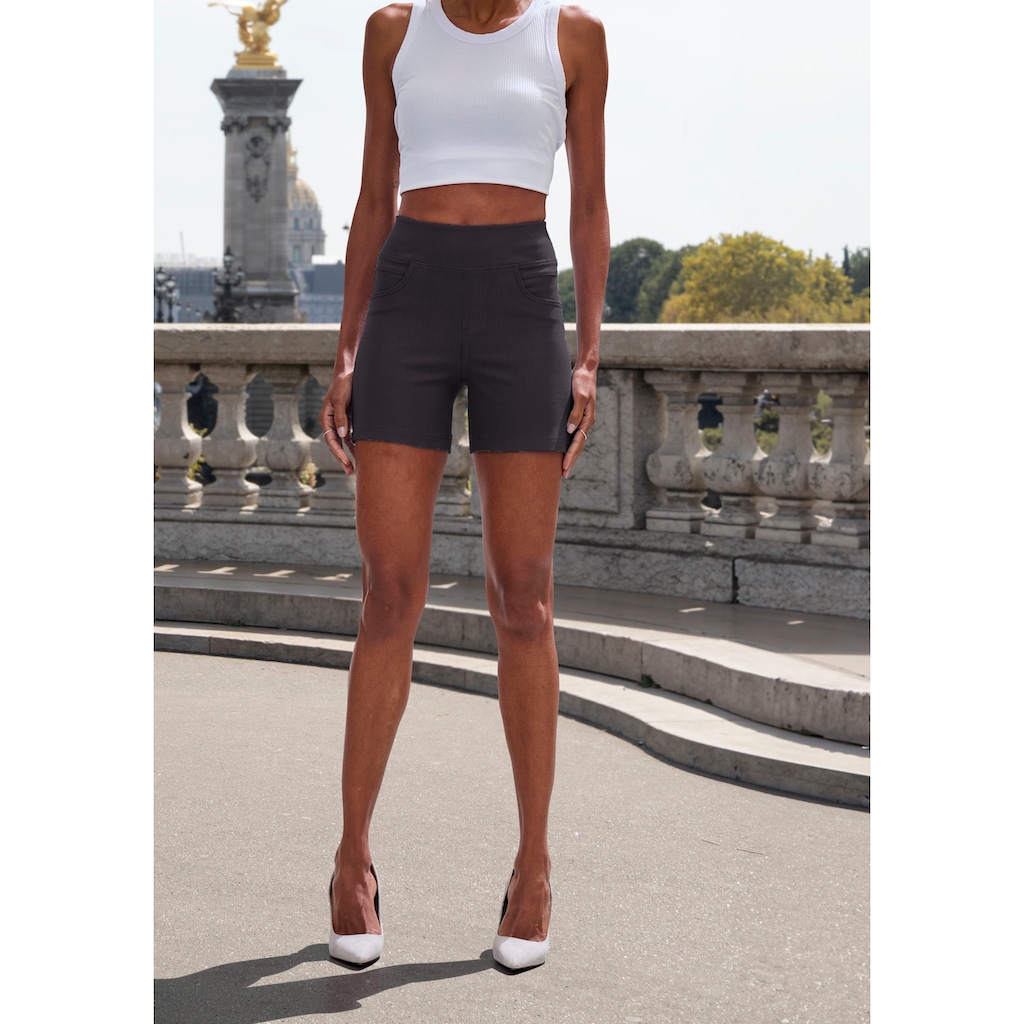 H.I.S Shorts, im Schlupfhosen Style