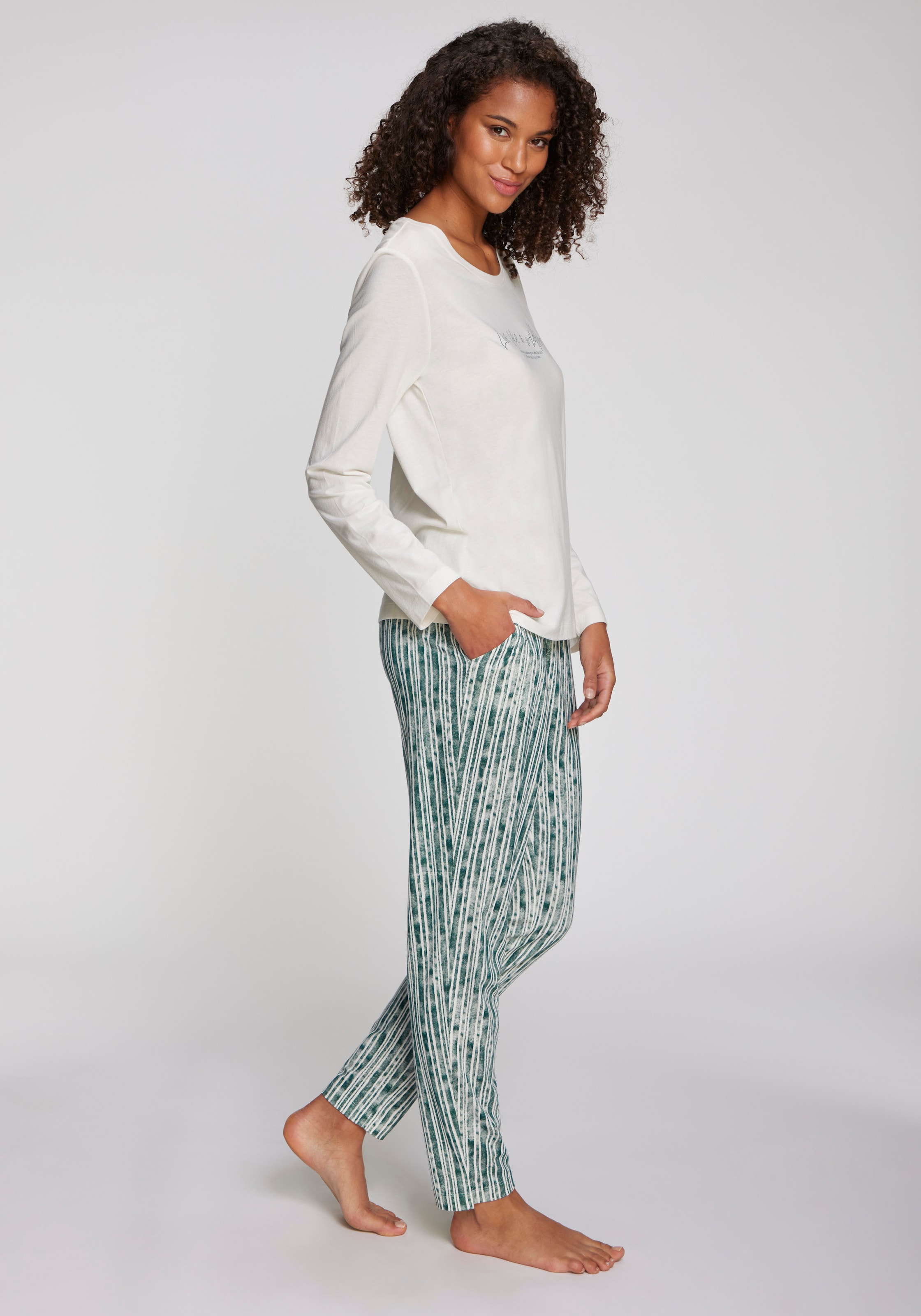 Vivance Dreams Pyjama Set, 2 tlg. Mit schönem Muster