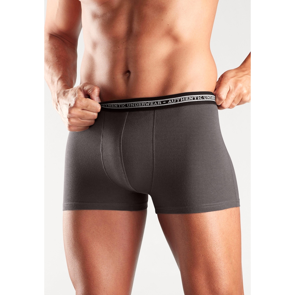 AUTHENTIC UNDERWEAR Boxer »Boxershorts für Herren«, (Packung, 4 St.), schwarzer Webbund mit Logoschriftzug