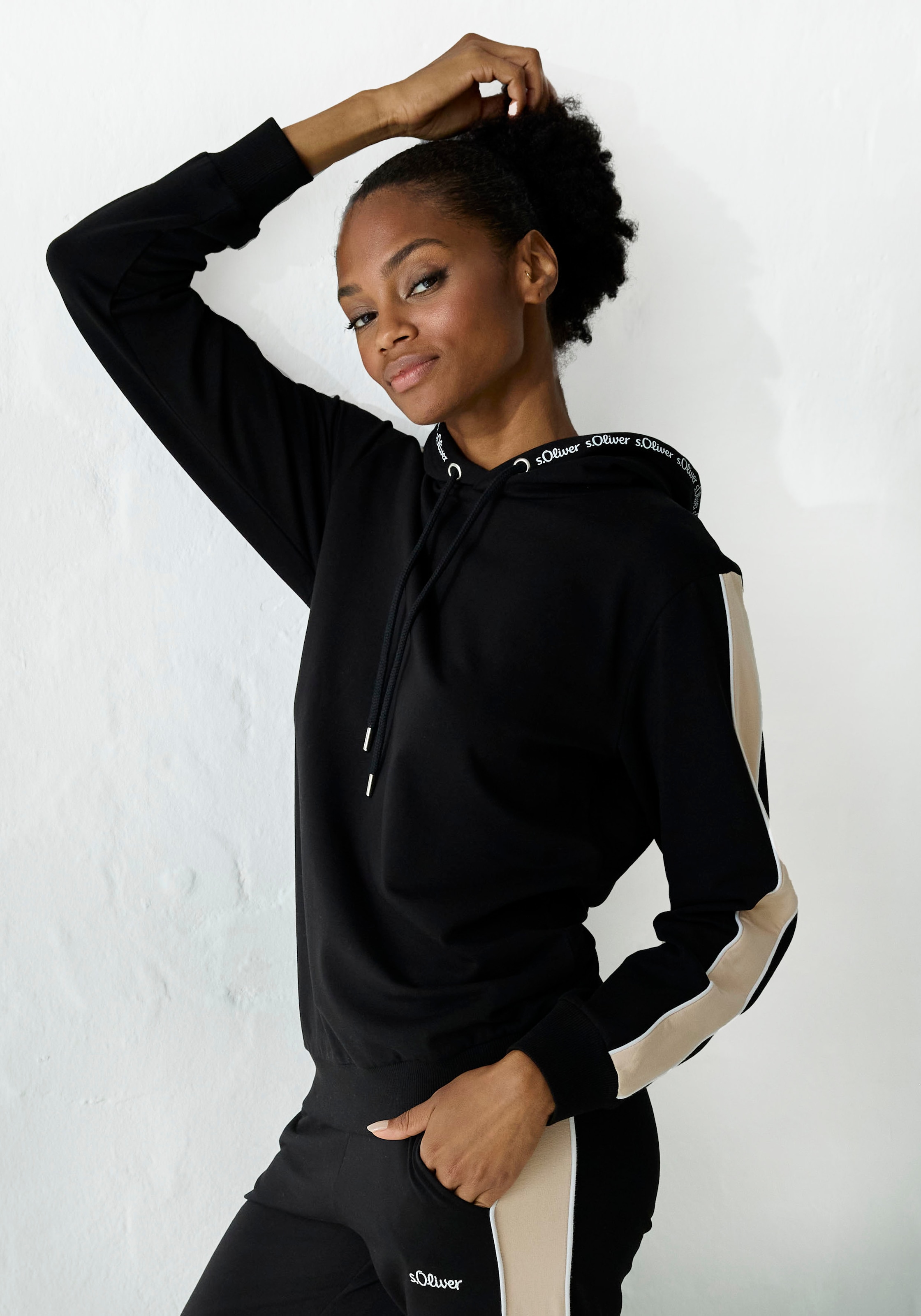 Thumbnail - s.Oliver Hoodie, mit Kontrast Einsätzen, Loungewear