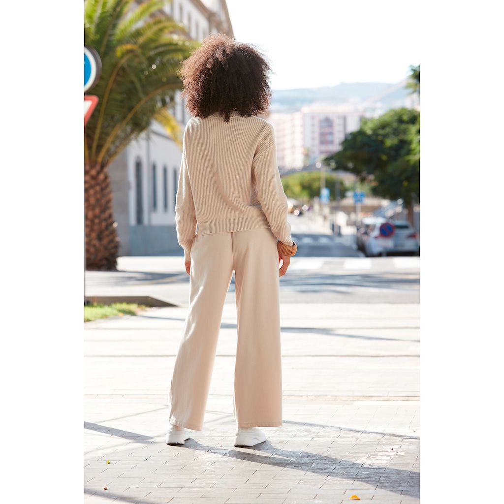 LASCANA Strickjacke, mit V-Neck