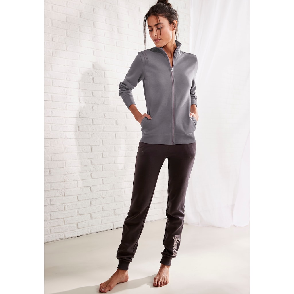 Bench. Loungewear Sweatjacke, mit bestickten Stehkragen, Loungeanzug