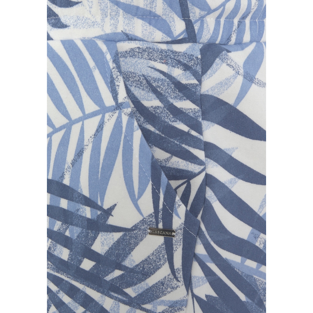 LASCANA Sweatshorts, Loungeshorts im schönen Allover-Blätterdruck, Loungewear