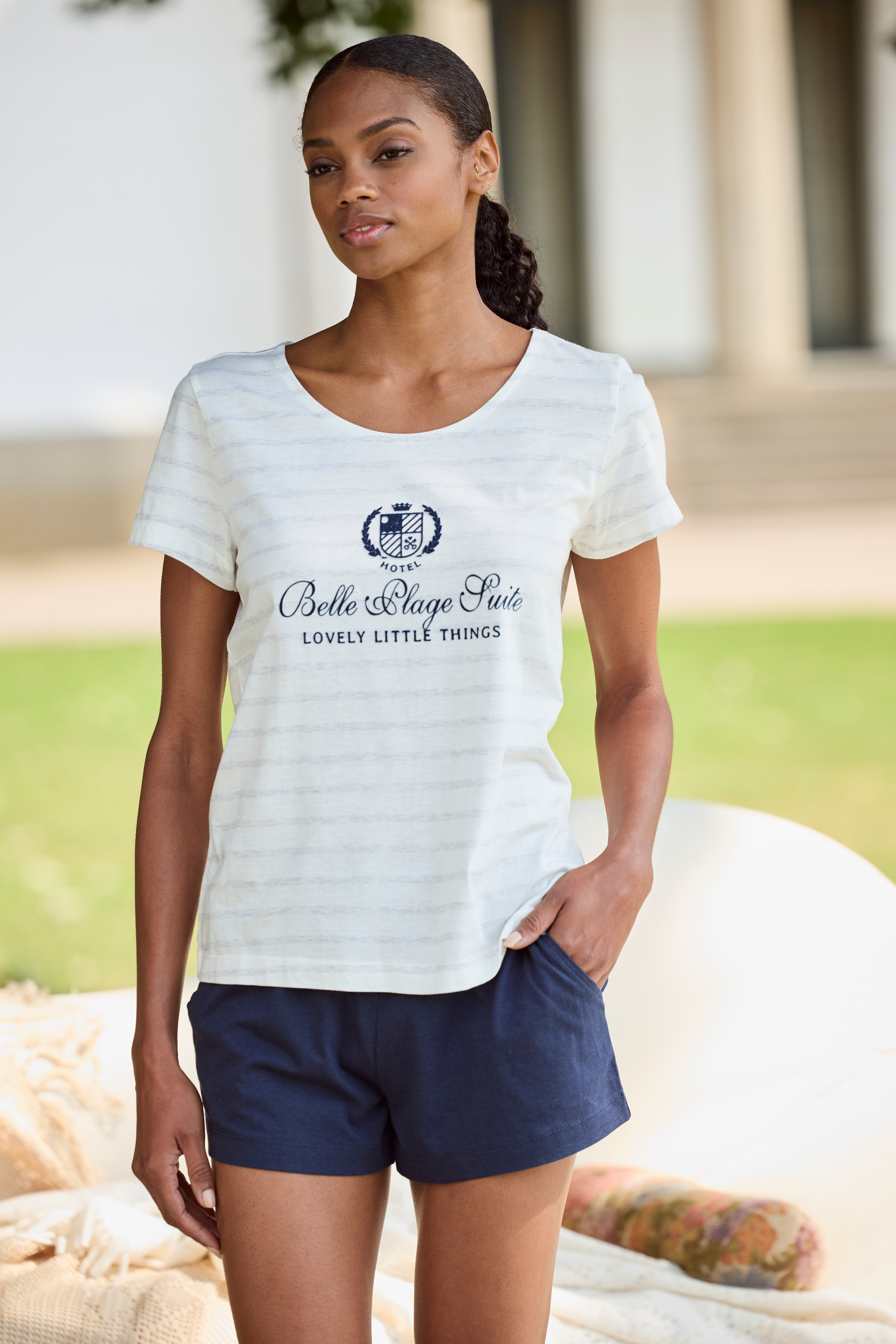 LASCANA Shorty 2 tlg. mit garngefärbten Streifen