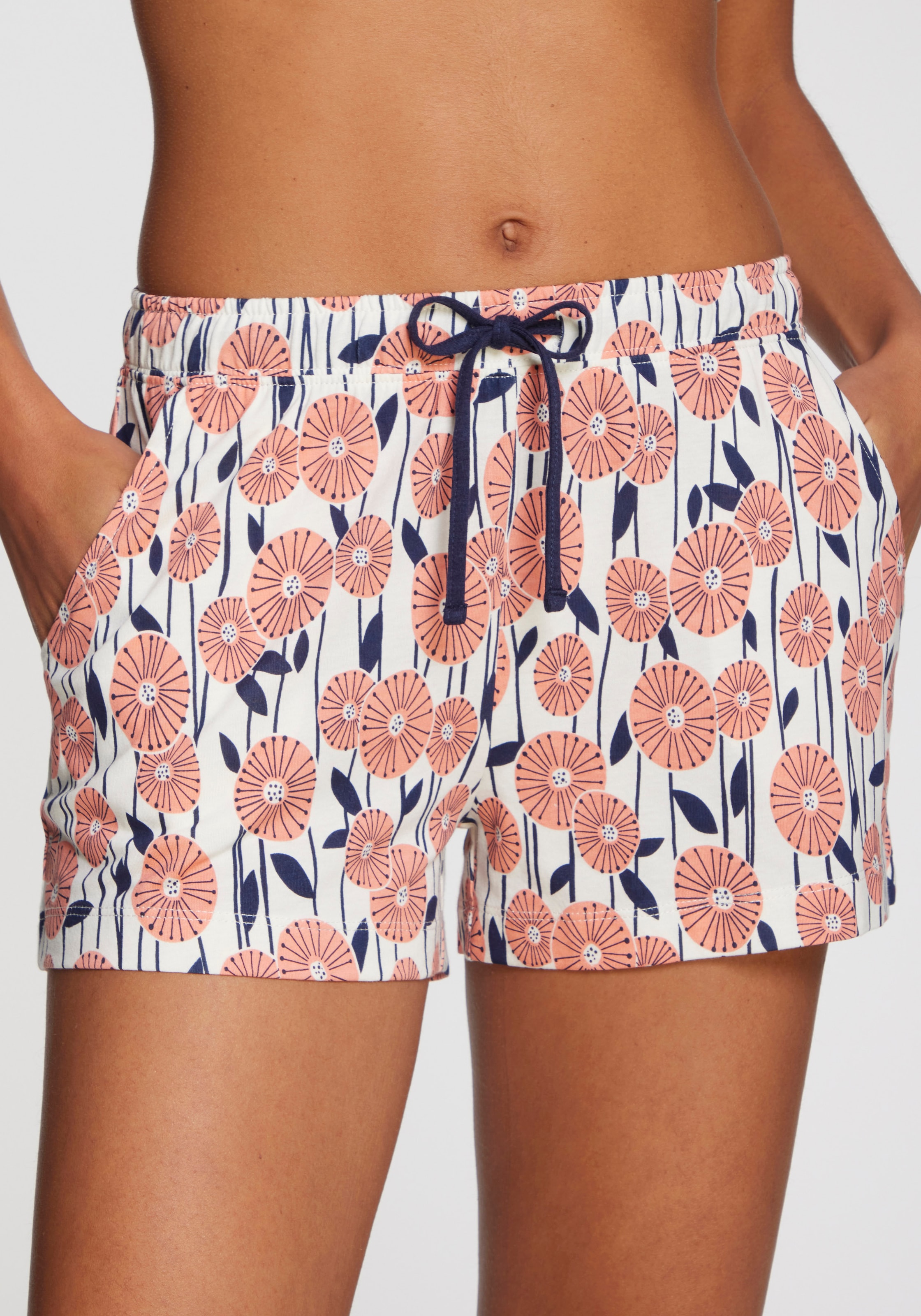 Vivance Dreams Pyjamashorts, mit schönem Alloverdruck