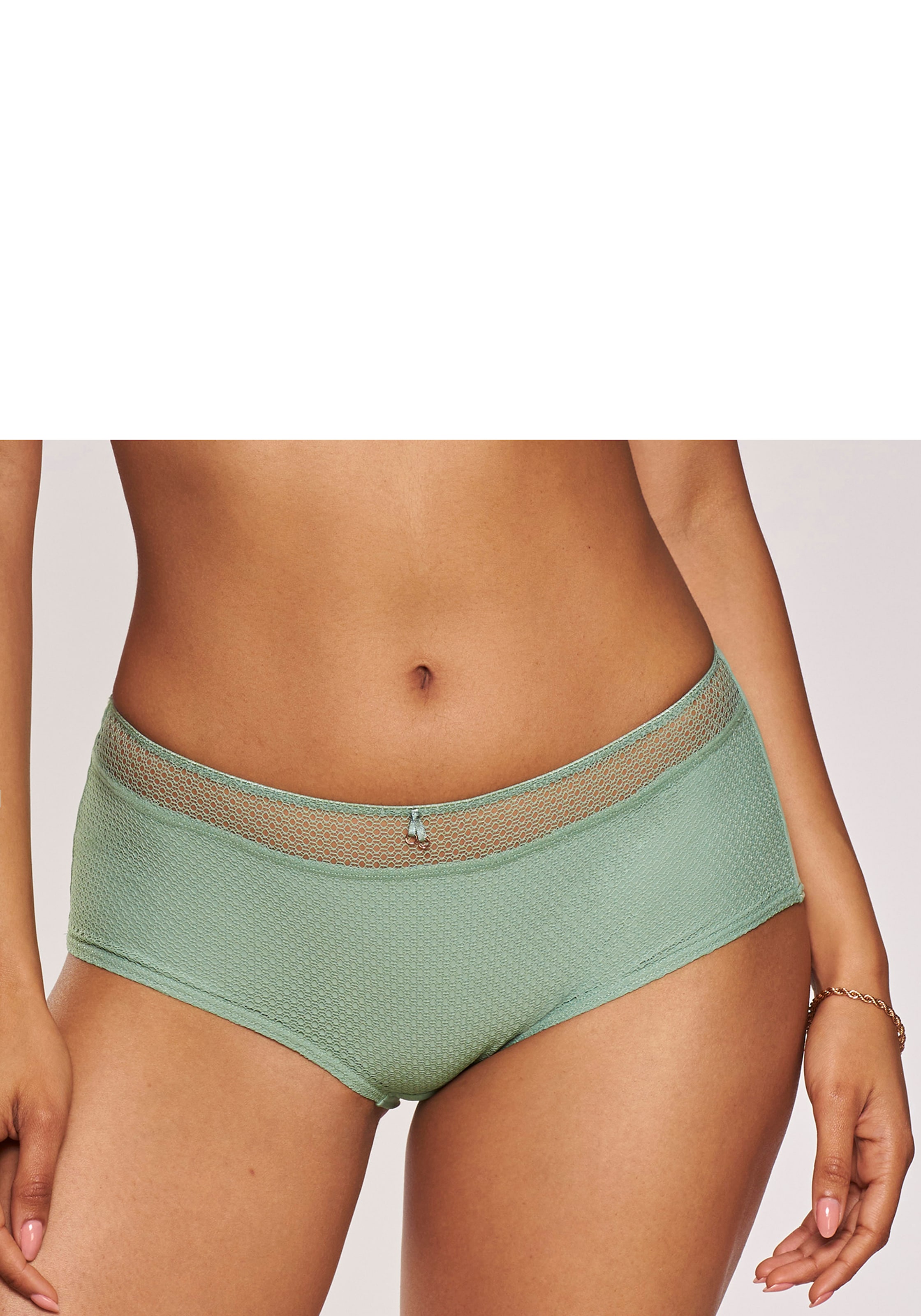 Nuance Panty mit feiner Zierschleife und Schmuckaccessoire