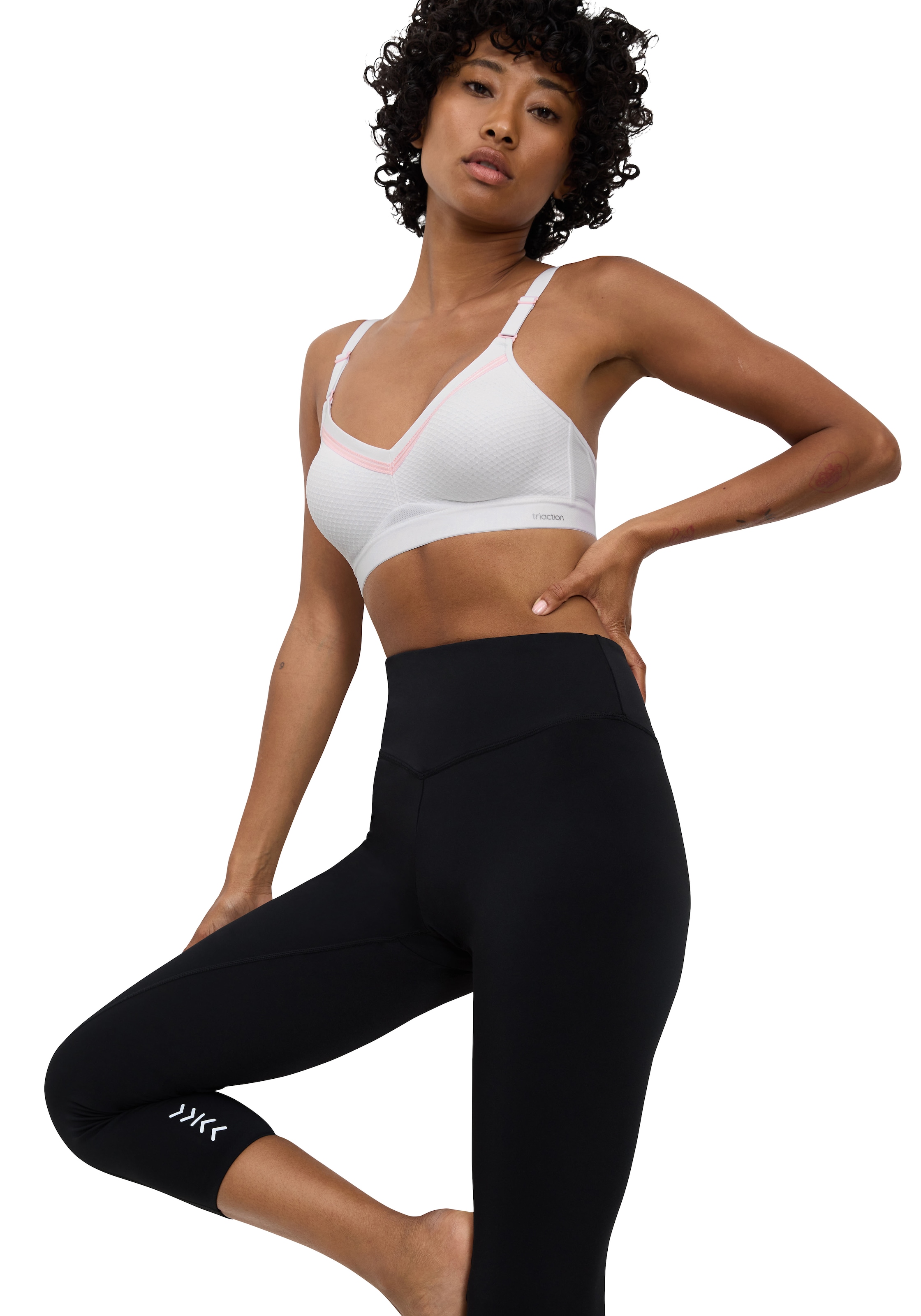 triaction by Triumph Sport-BH »Triaction Free Motion N EX« atmungsaktiv und hoher Halt