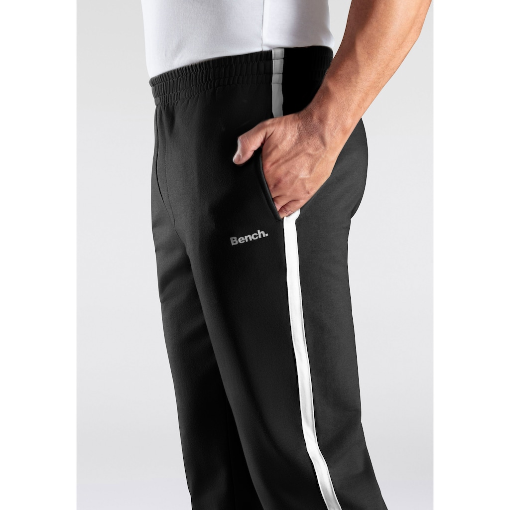 Bench. Loungewear Relaxhose »lange Relaxhose, Sweathose«, aus leichter Sweat-Qualität