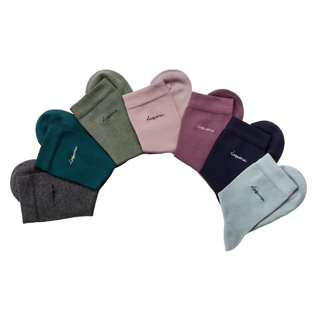 LASCANA Basicsocken, (Box, 7 Paar), mit hochwertiger Logo Stickerei