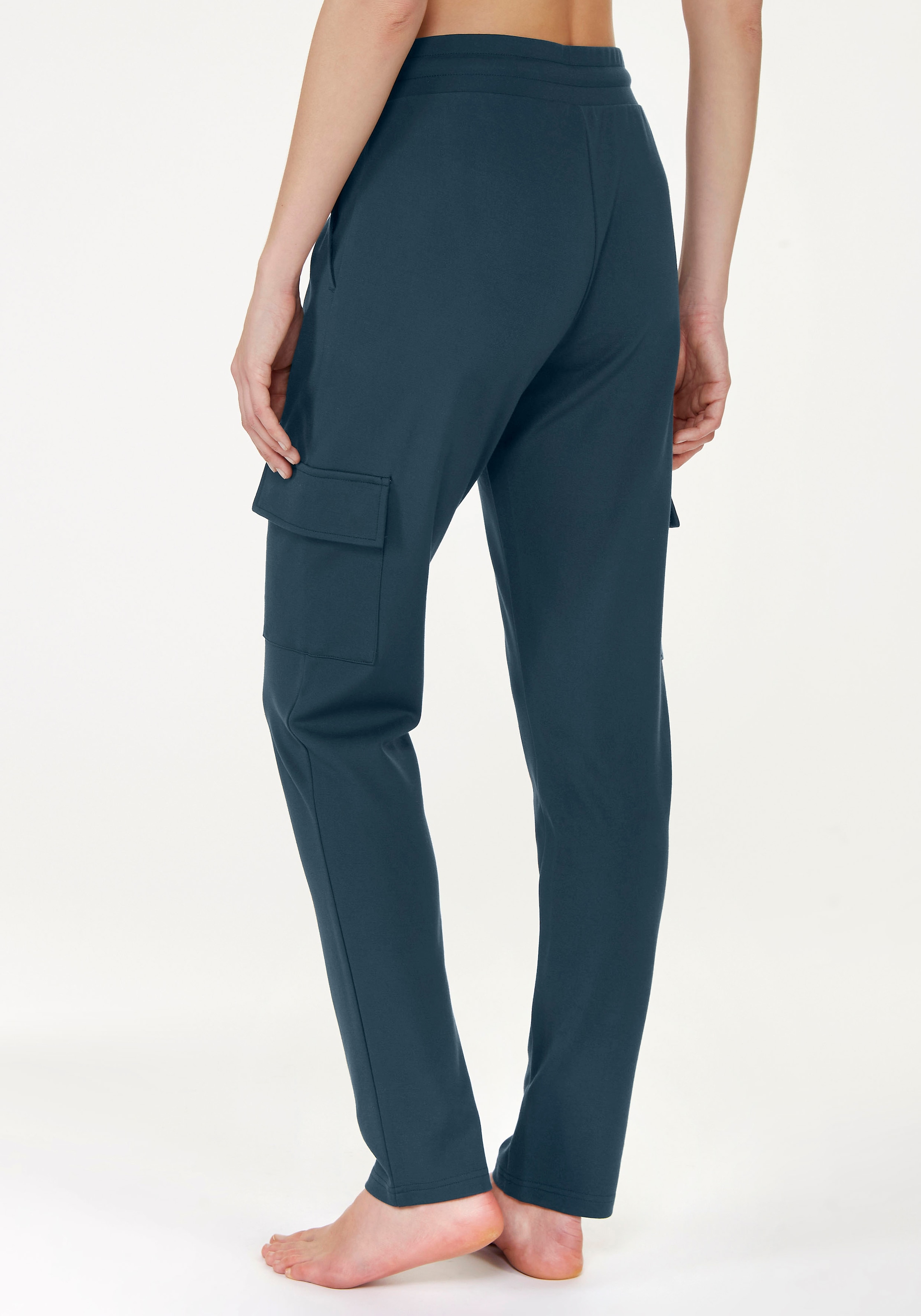 LASCANA Cargohose  in weich fliessendem Material, Loungewear