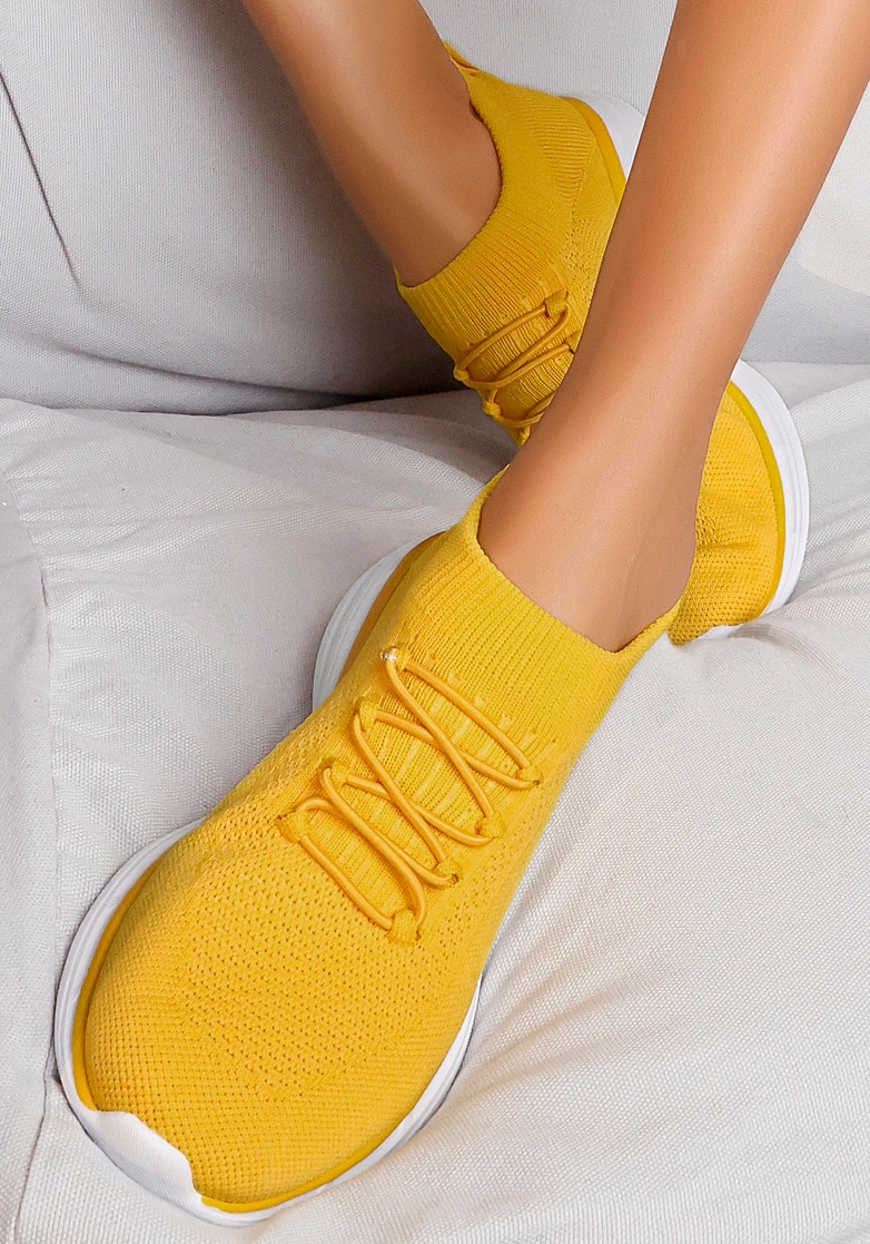 LASCANA Sneaker, ultraleicht und bequem zum Reinschlüpfen
