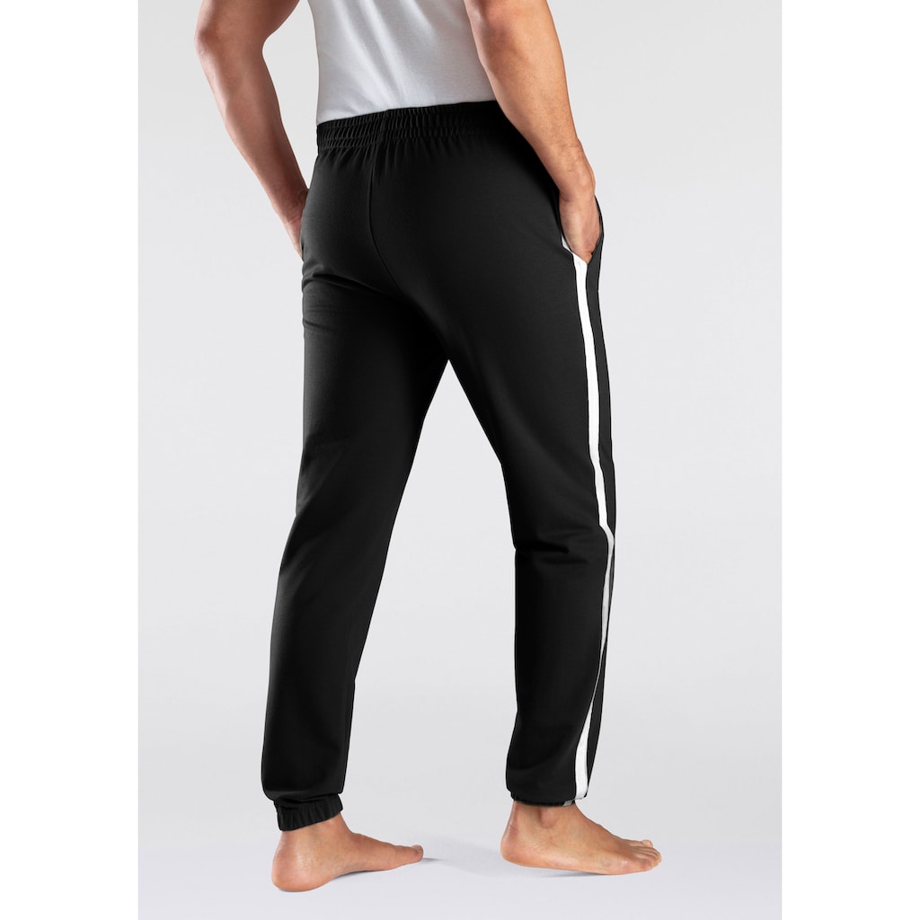 Bench. Loungewear Relaxhose »lange Relaxhose, Sweathose«, aus leichter Sweat-Qualität