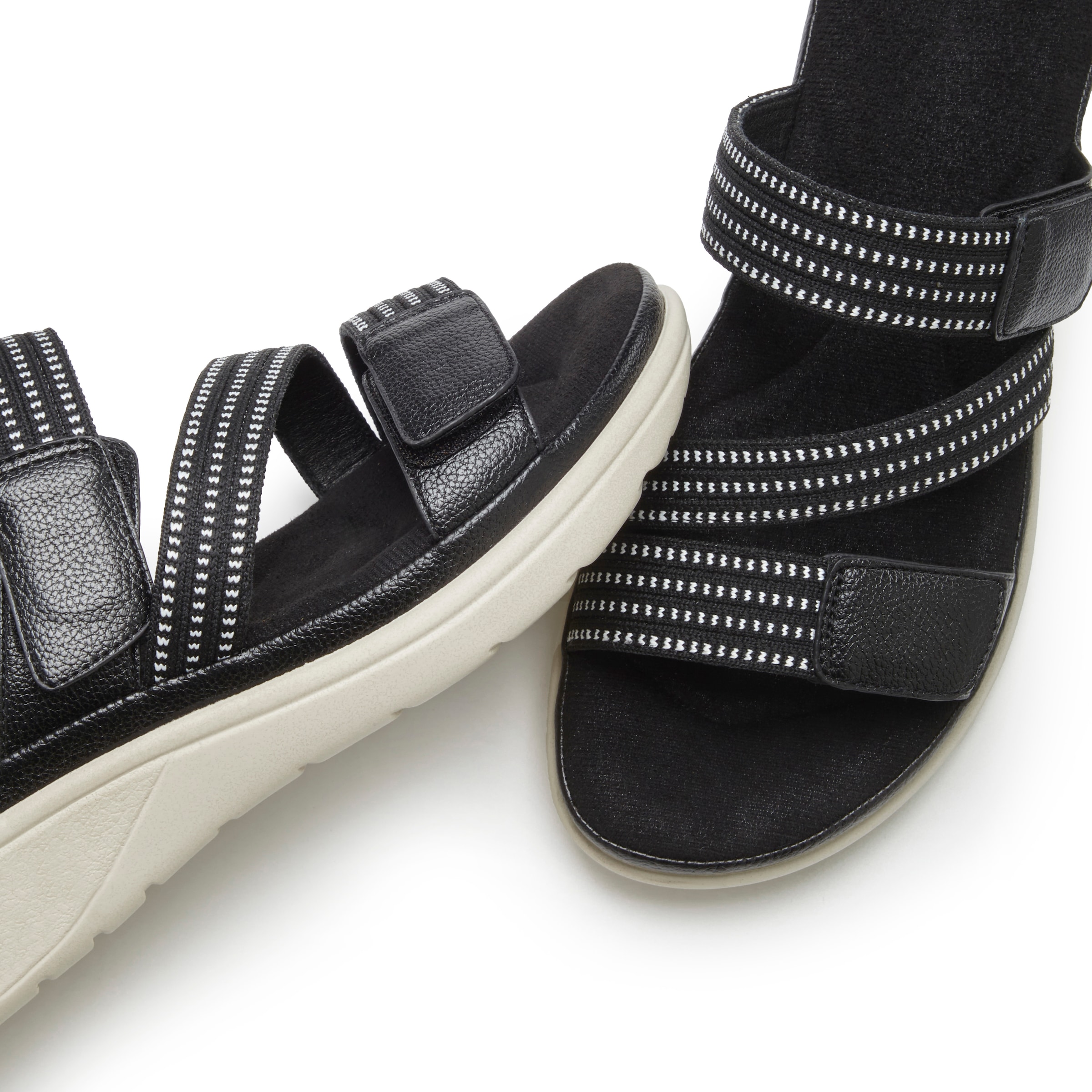 Vivance Pantolette »Sandale, offener Schuh, Sandalette, Sommerschuh,«  mit dezentem Keilabsatz und Klettverschlüssen