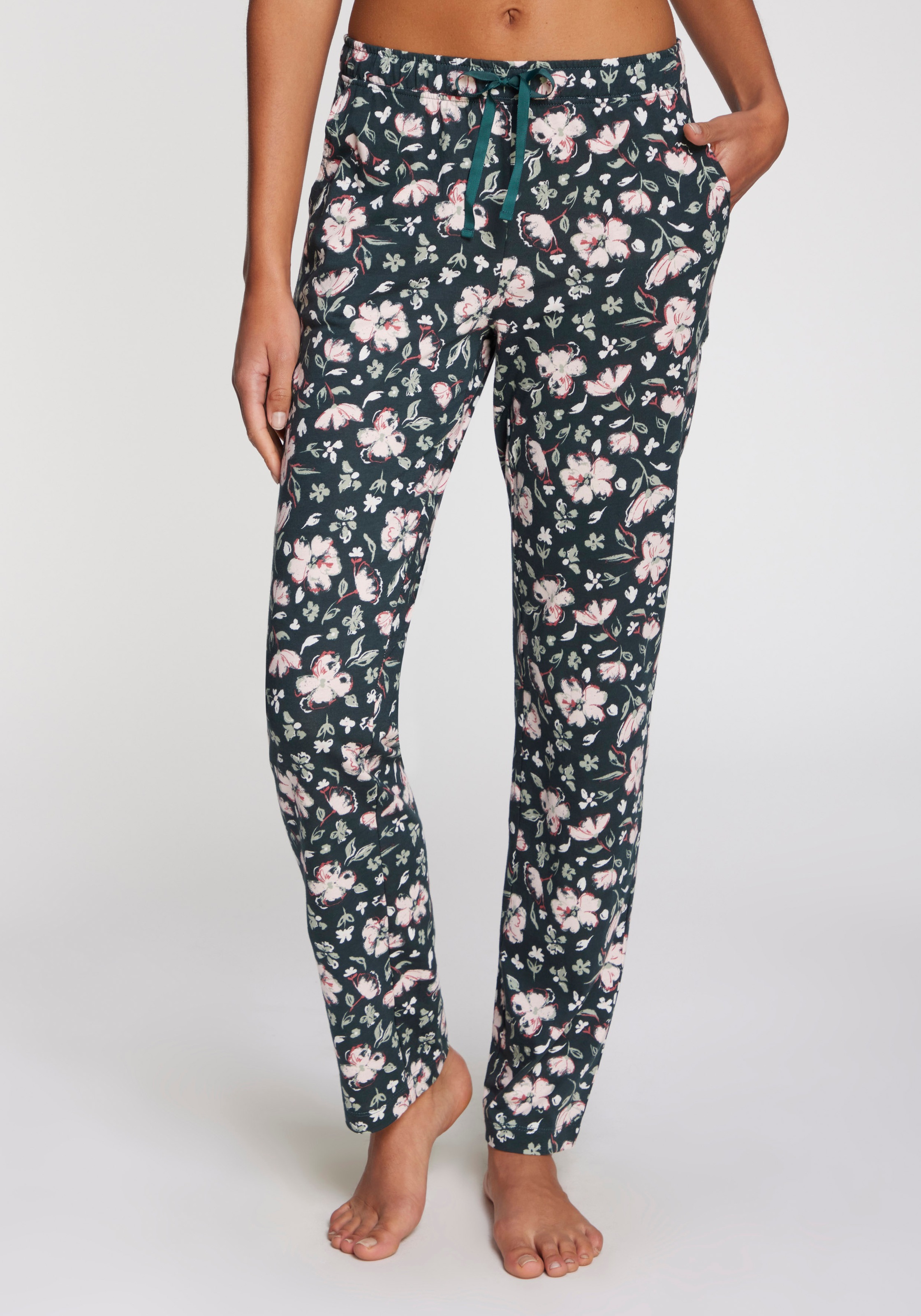 s.Oliver Pyjamahose mit schönem Allovermuster