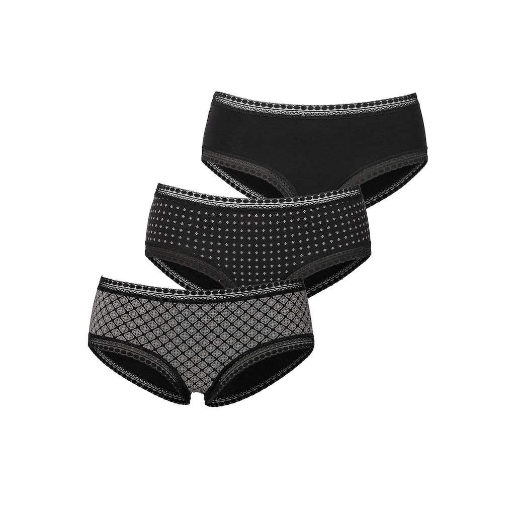 LASCANA Panty, (3er-Pack), aus elastischer Baumwolle mit weicher Spitze