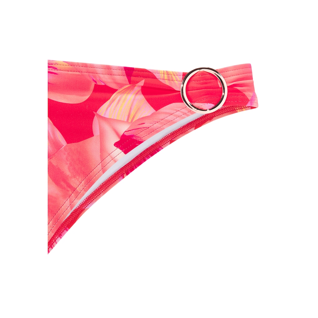 s.Oliver Bikini-Hose »Jayce«, mit hübschen Zierringen
