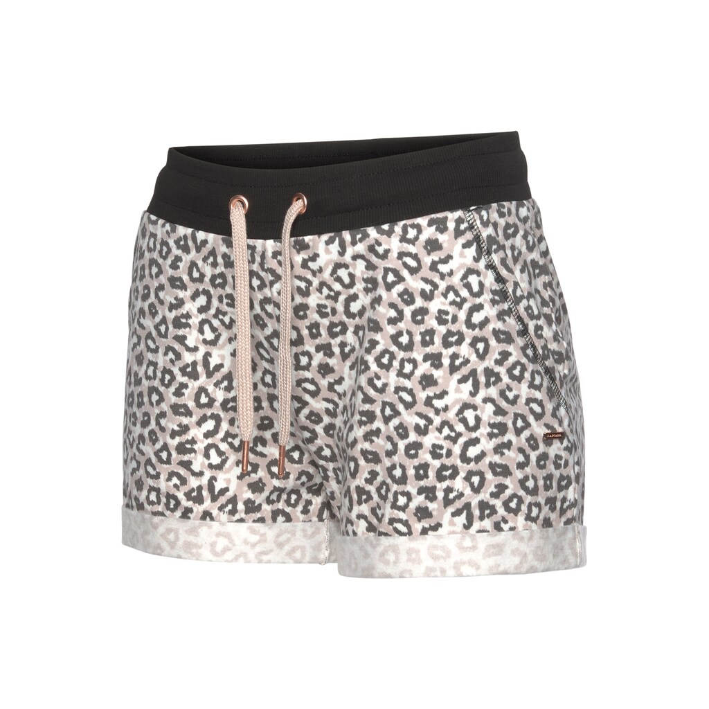 LASCANA Shorts, mit Rippbündchen und Umschlagsaum