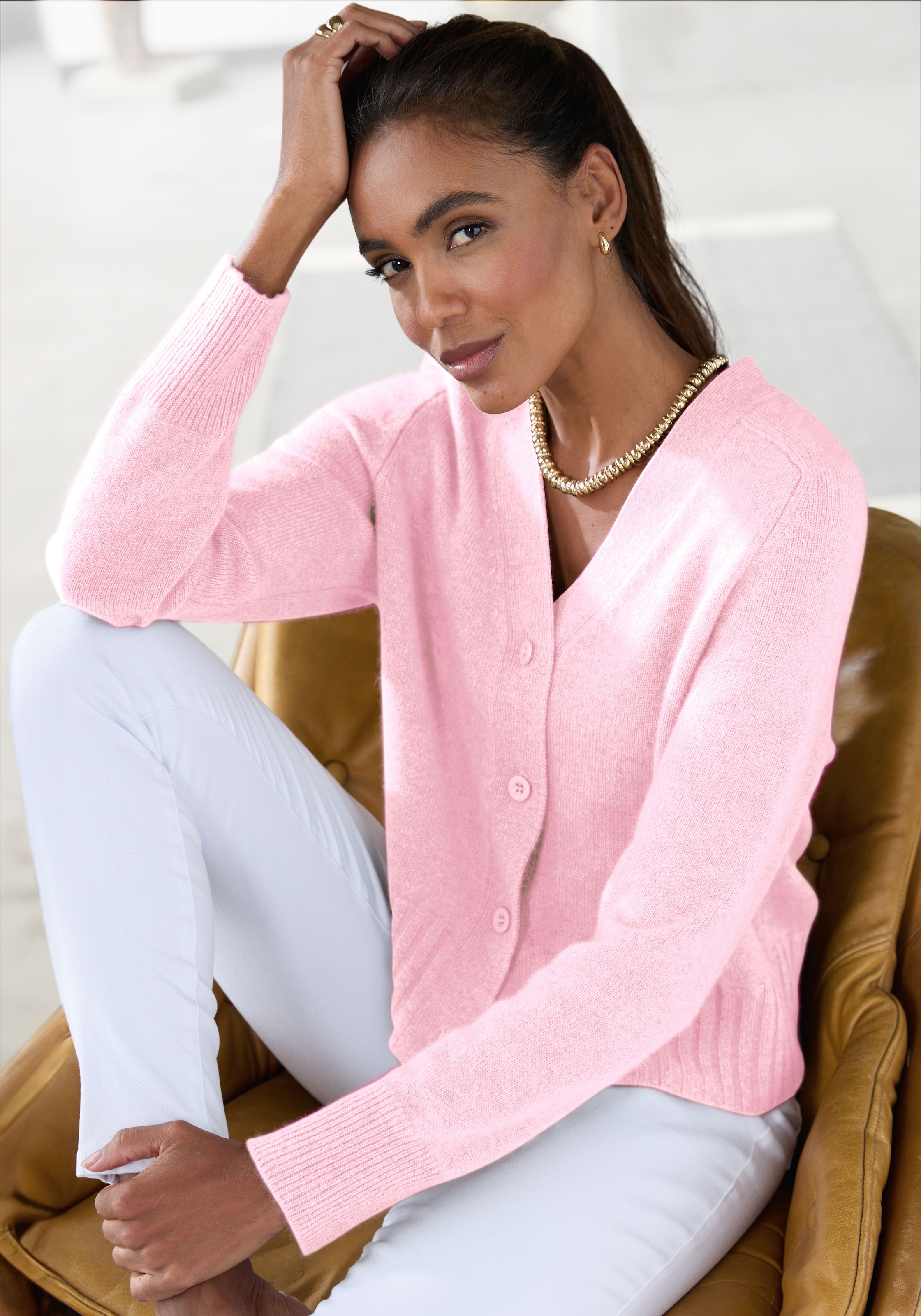 LASCANA Strickjacke, weiche Kaschmirstrickjacke mit V-Ausschnitt