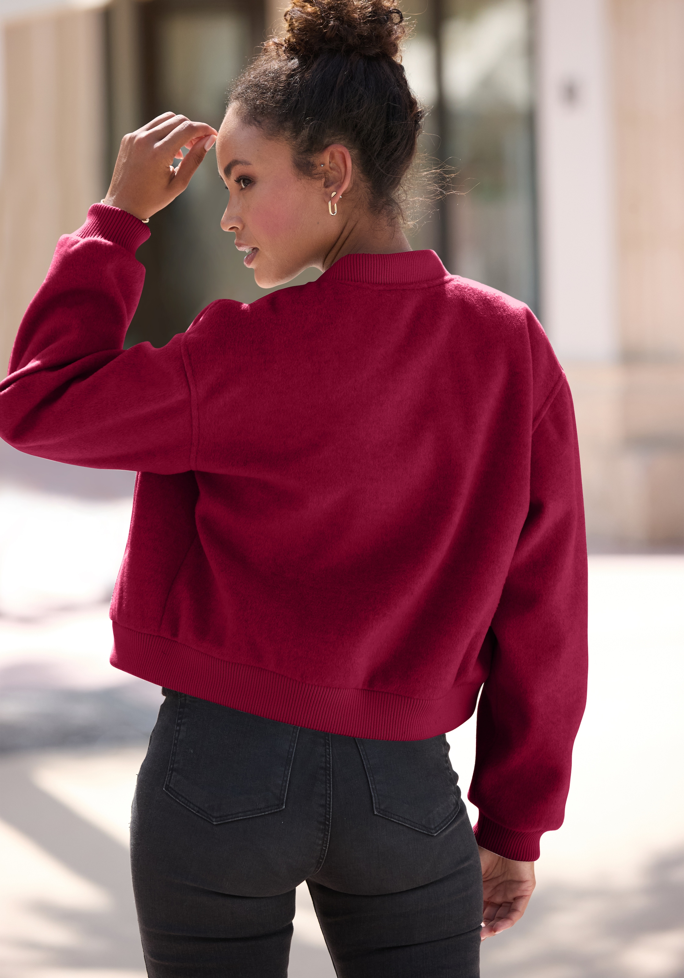 LASCANA Veste bomber mit Rippbündchen, Pilotenjacke mit Druckknöpfen und Taschen