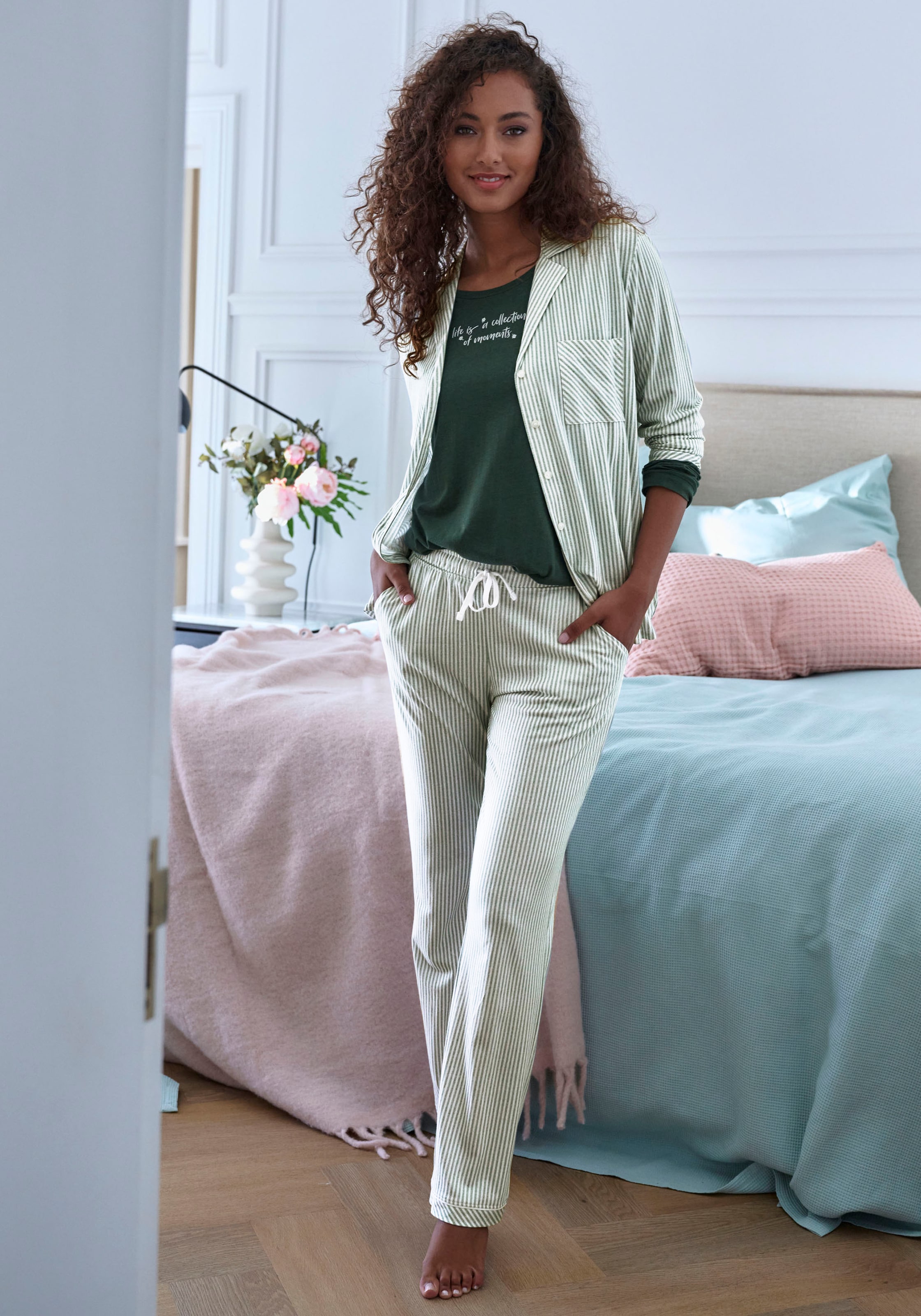 s.Oliver Pantalon de pyjama  mit seitlichen Eingrifftaschen