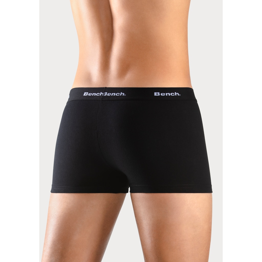 Bench. Hipster, (Packung, 4 St.), knapp sitzende Boxershorts aus Baumwollmischung