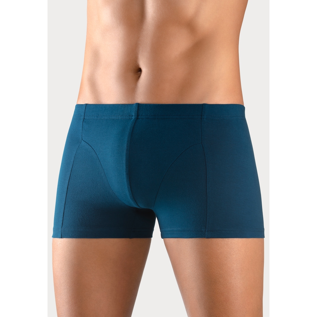 Bench. Boxer »Boxershorts für Herren«, (Dose, 4 St.), Unterhosen in der Dose mit kleinem Logodruck auf dem Bein