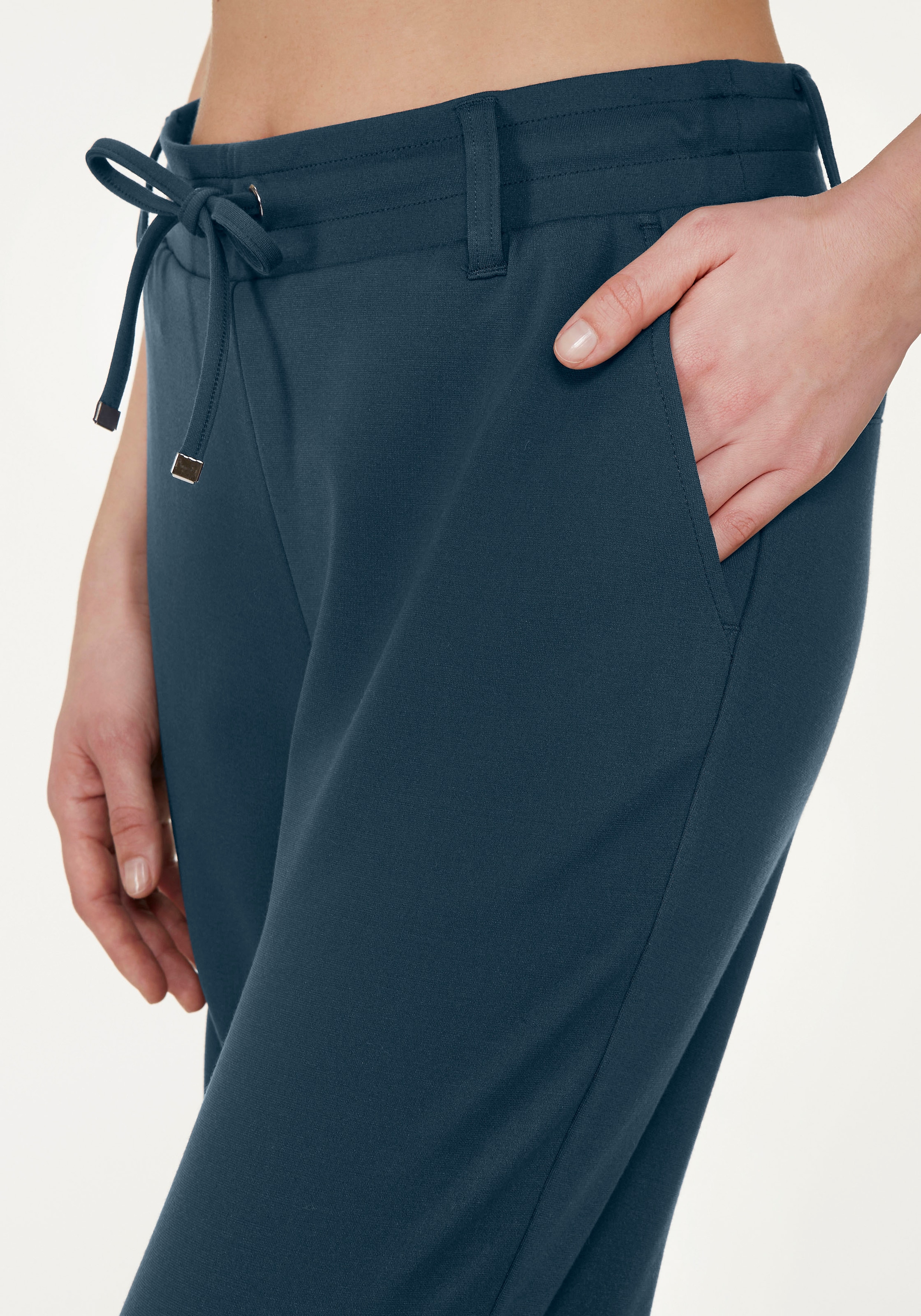 LASCANA Homewearhose  in weich fliessendem Material, Loungewear