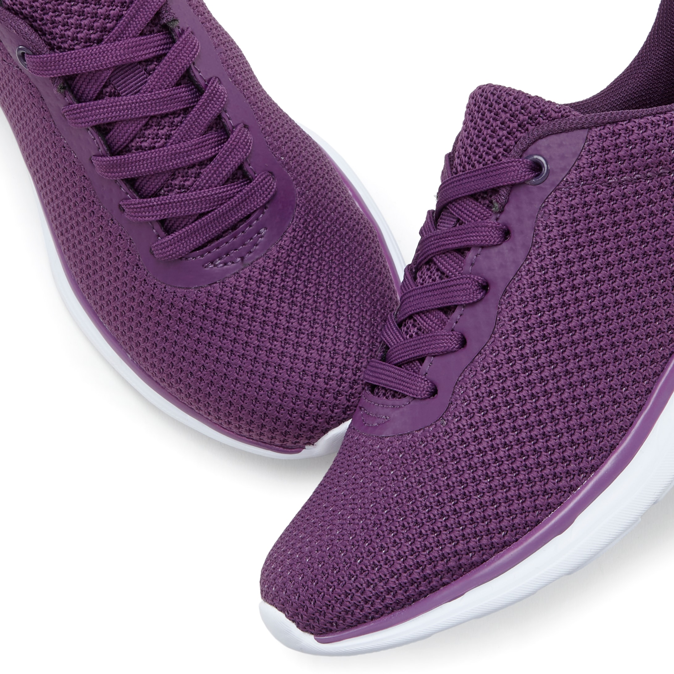 LASCANA Sneaker, Schnürhalbschuh, Halbschuh, Freizeitschuh ultraleicht VEGAN