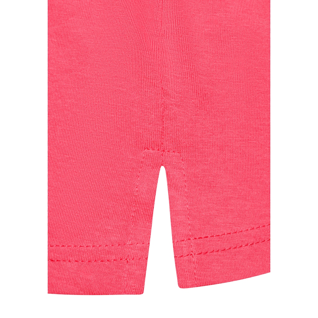 Beachtime T-Shirt »mit modischem Schlitz am Saum«, aus hochwertiger Baumwoll-Qualität
