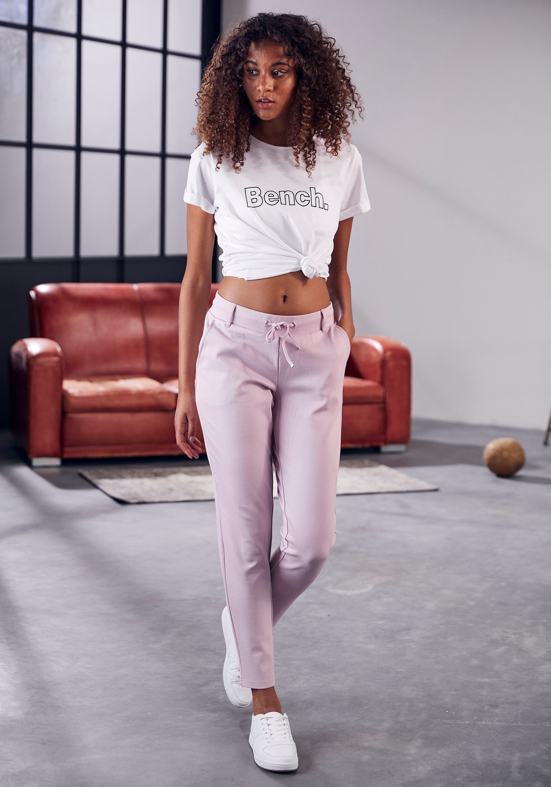 LASCANA Jogger Pants, mit elastischem Bund und Gürtelschlaufen, Loungewear