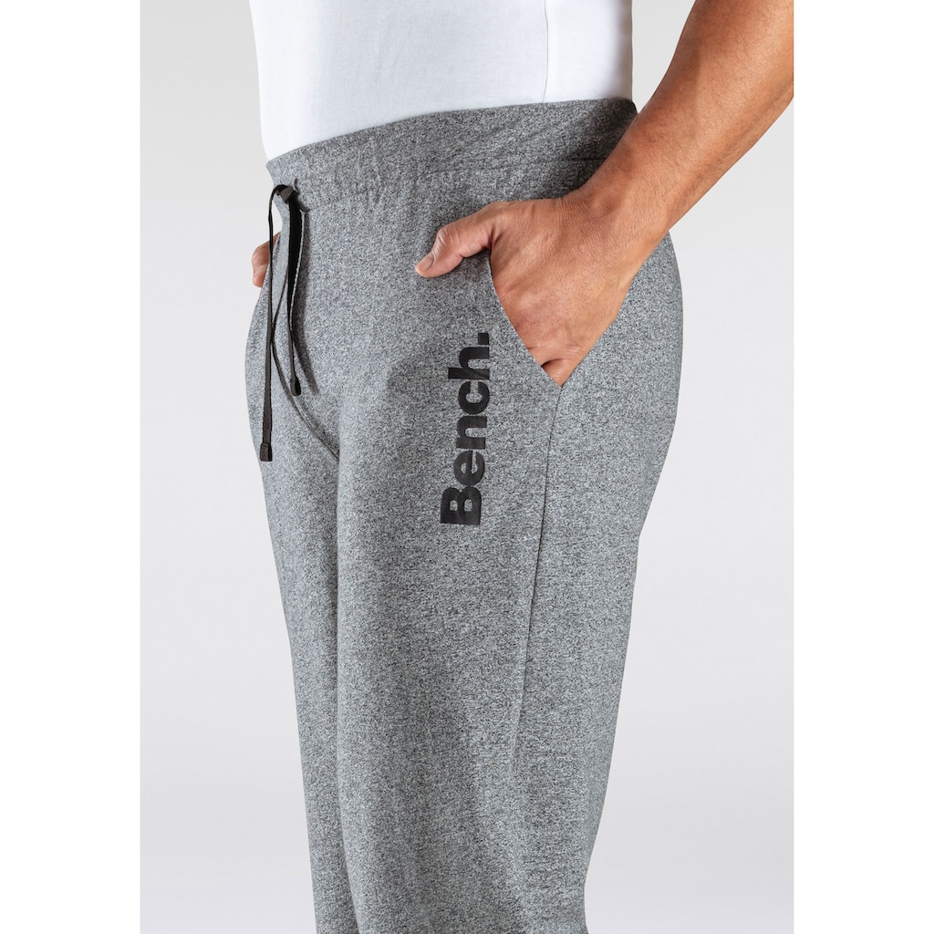Bench. Loungewear Relaxhose, aus leichter Sweat-Qualität