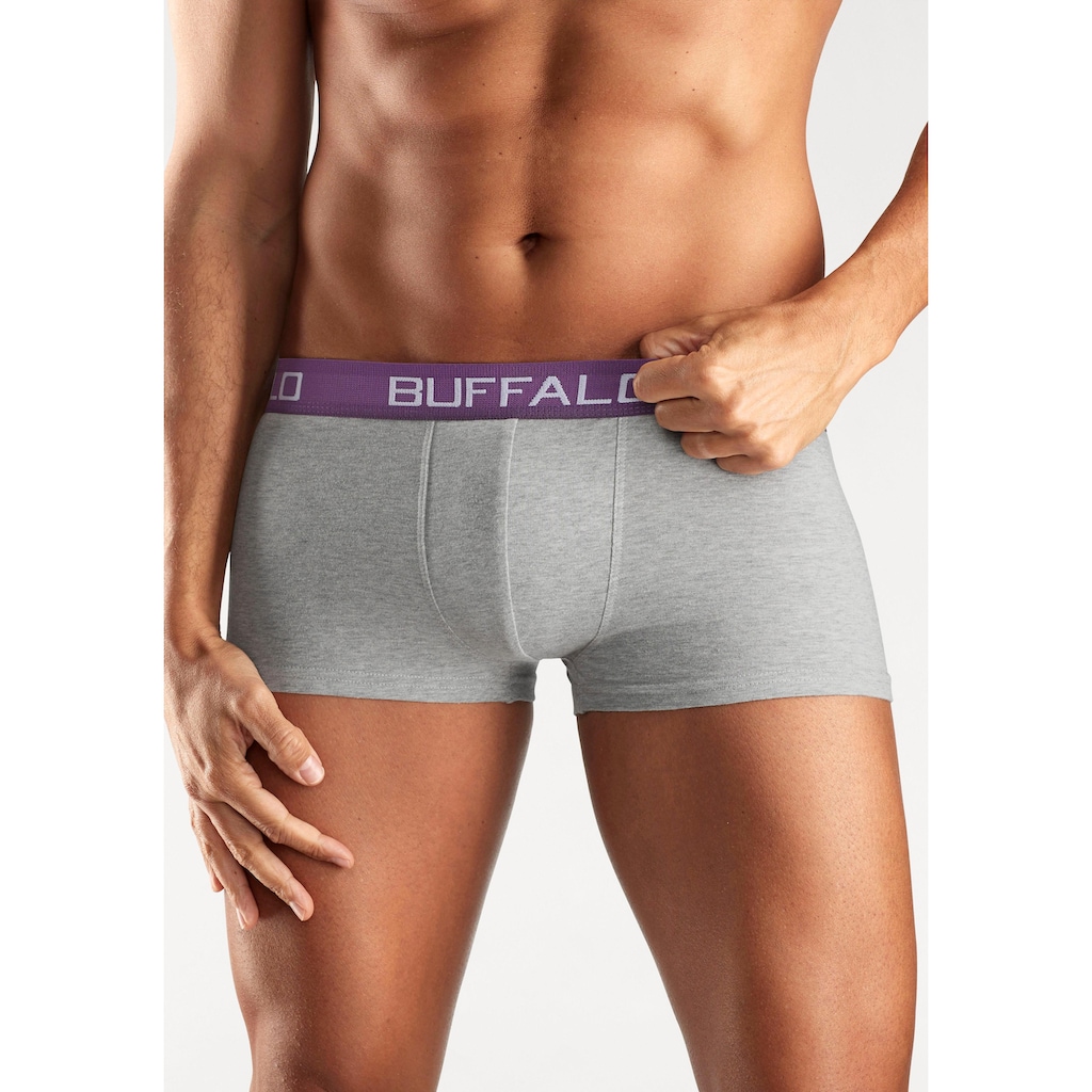 Buffalo Hipster, (Packung, 4 St.), knapp sitzende Boxershorts mit Kontrastbund aus Baumwollmischung