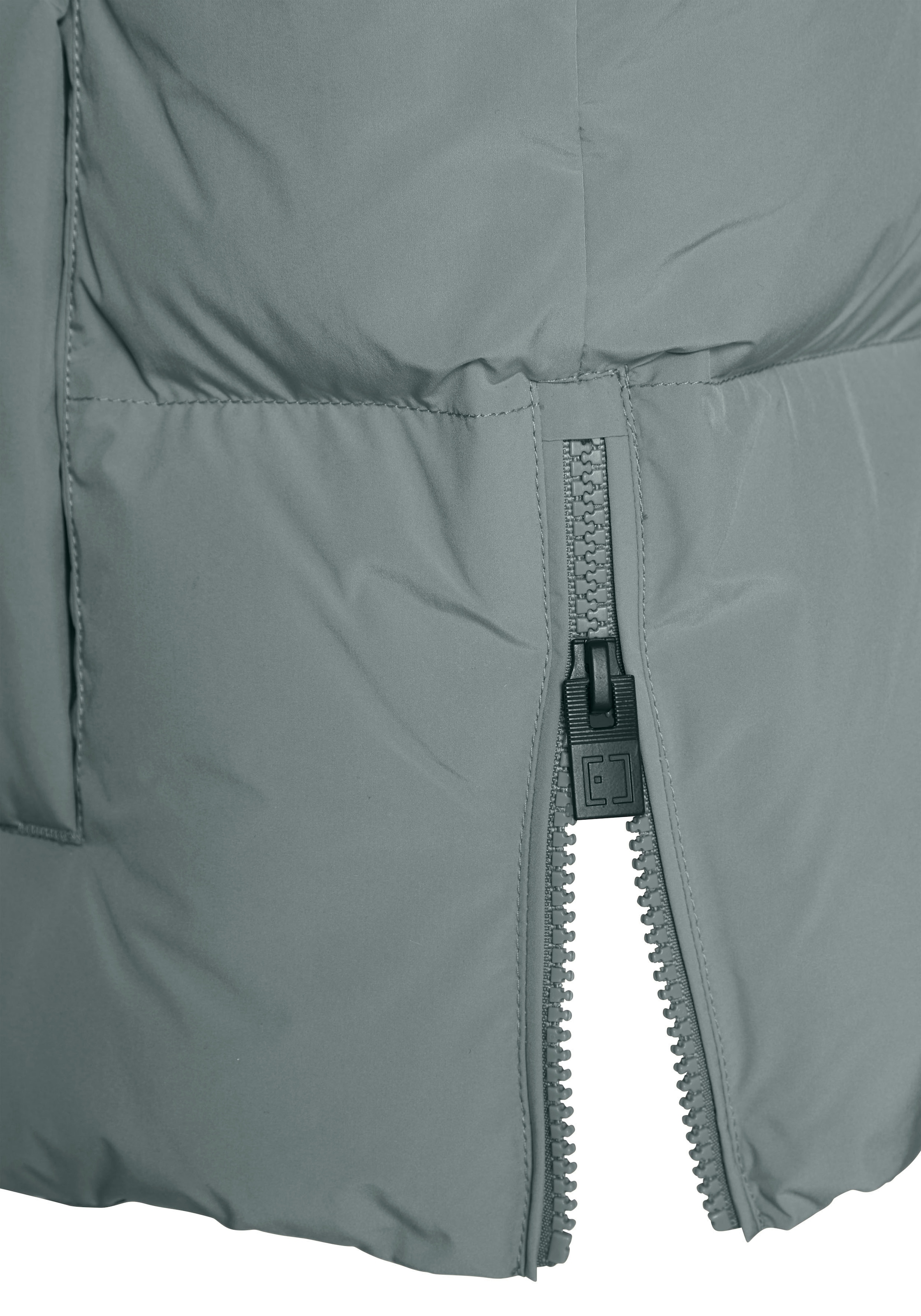 Elbsand Gilet matelassé mit grossem Logoprint auf dem Rücken