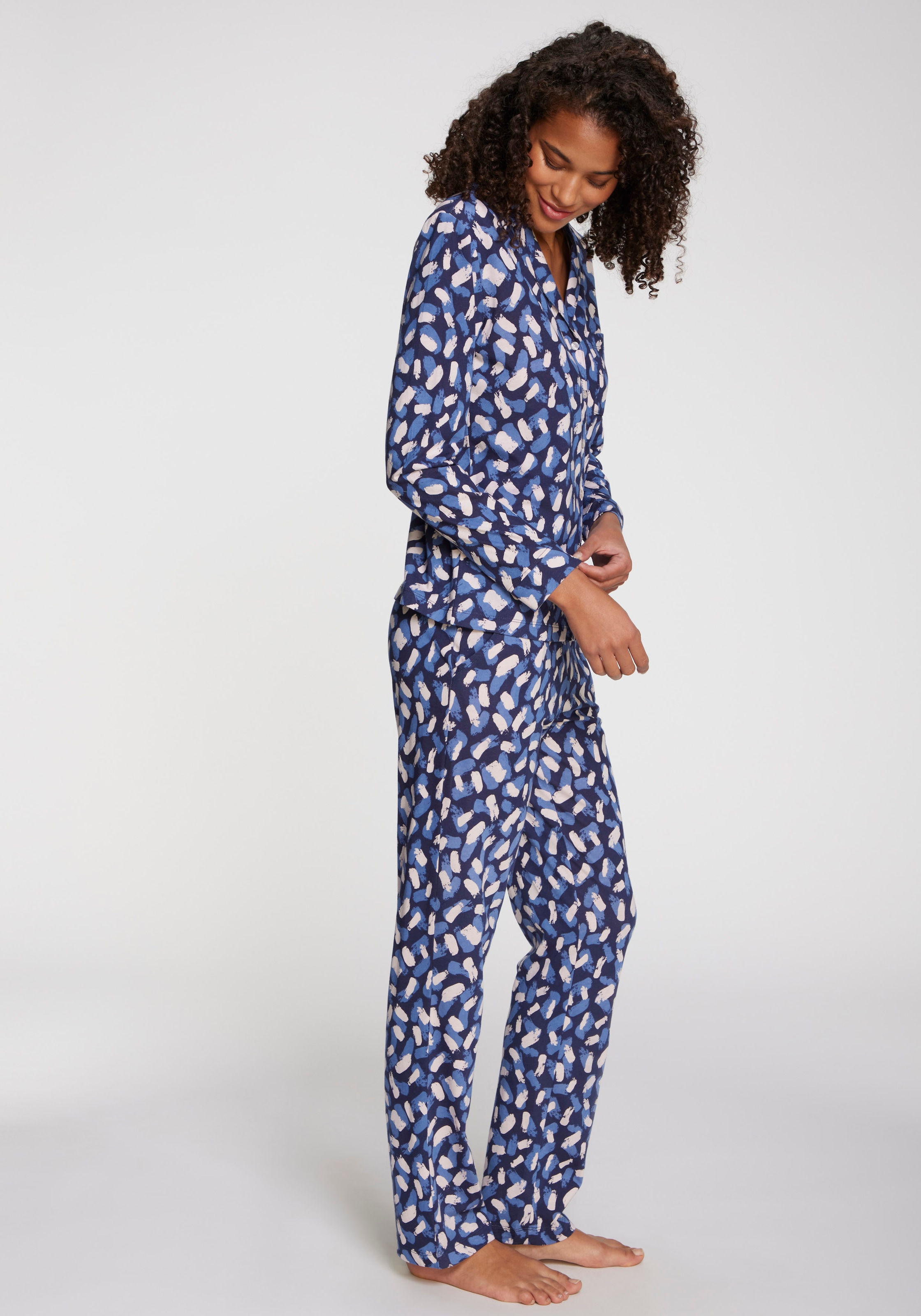 s.Oliver Haut de pyjama Mit schönem Alloverdruck