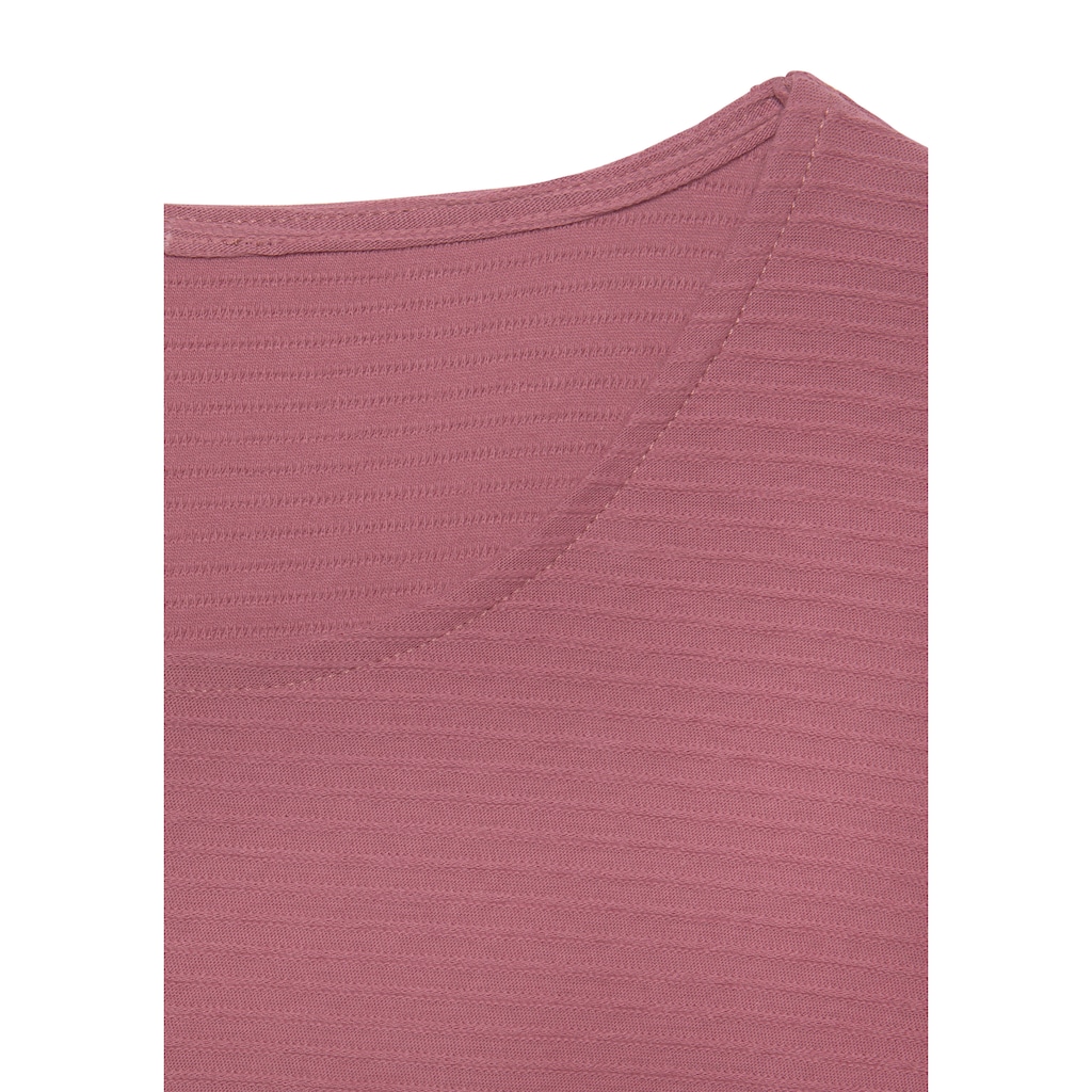 LASCANA Langarmshirt »mit Streifenstruktur«, aus weicher Baumwoll-Qualität