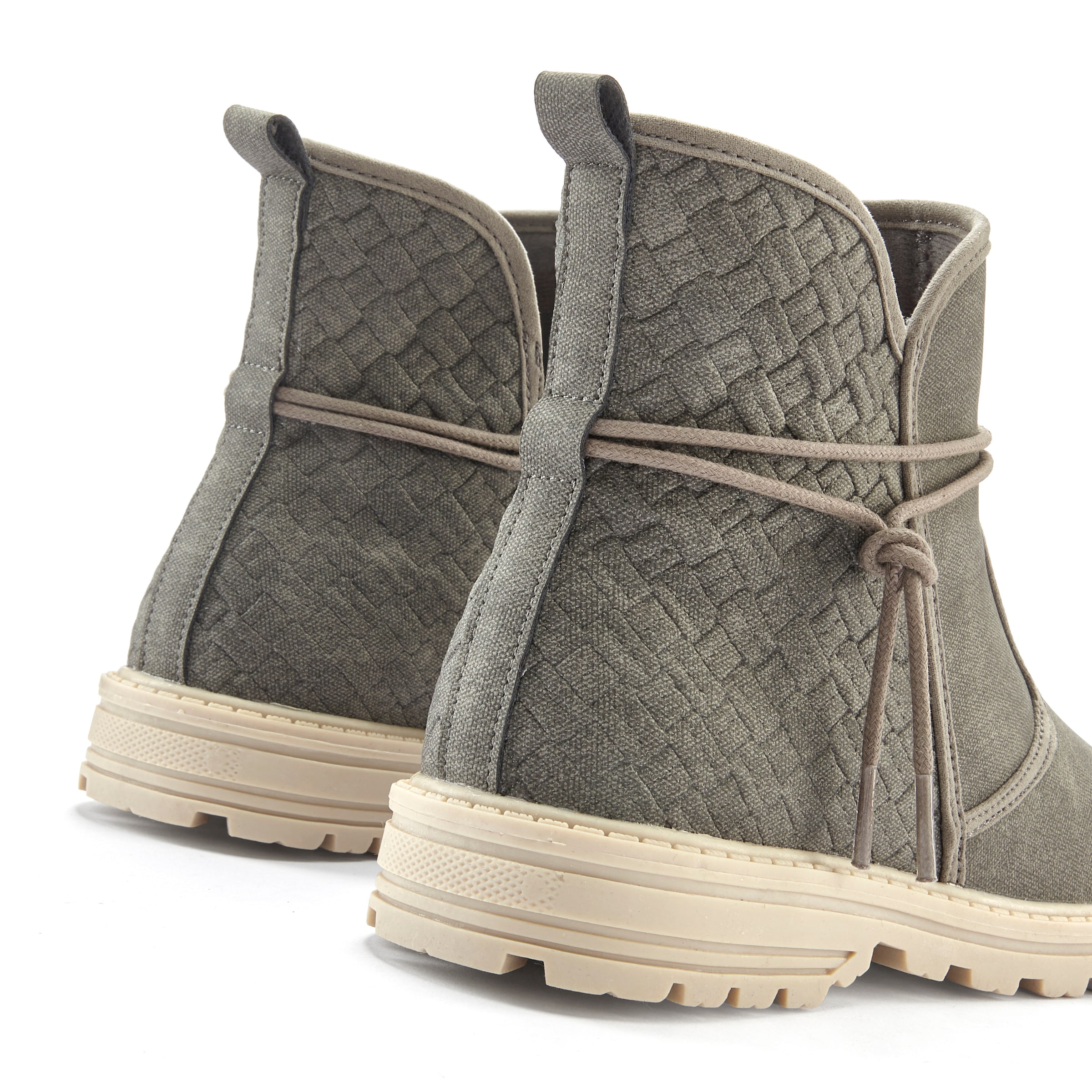 Vivance Stiefelette »Boots, Stiefel«, mit raffinierten Bindebändern VEGAN