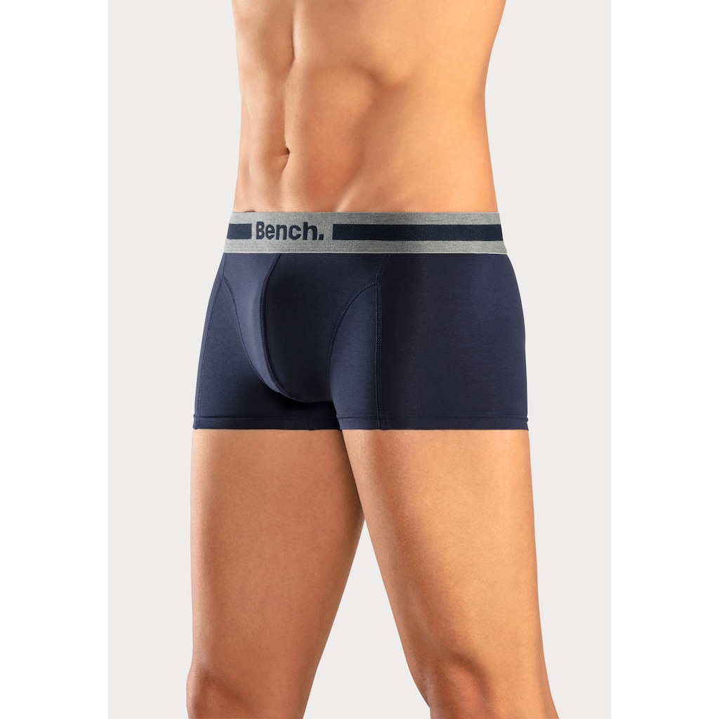 Bench. Hipster, (Packung, 4 St.), knapp sitzende Boxershorts aus Baumwollmischung