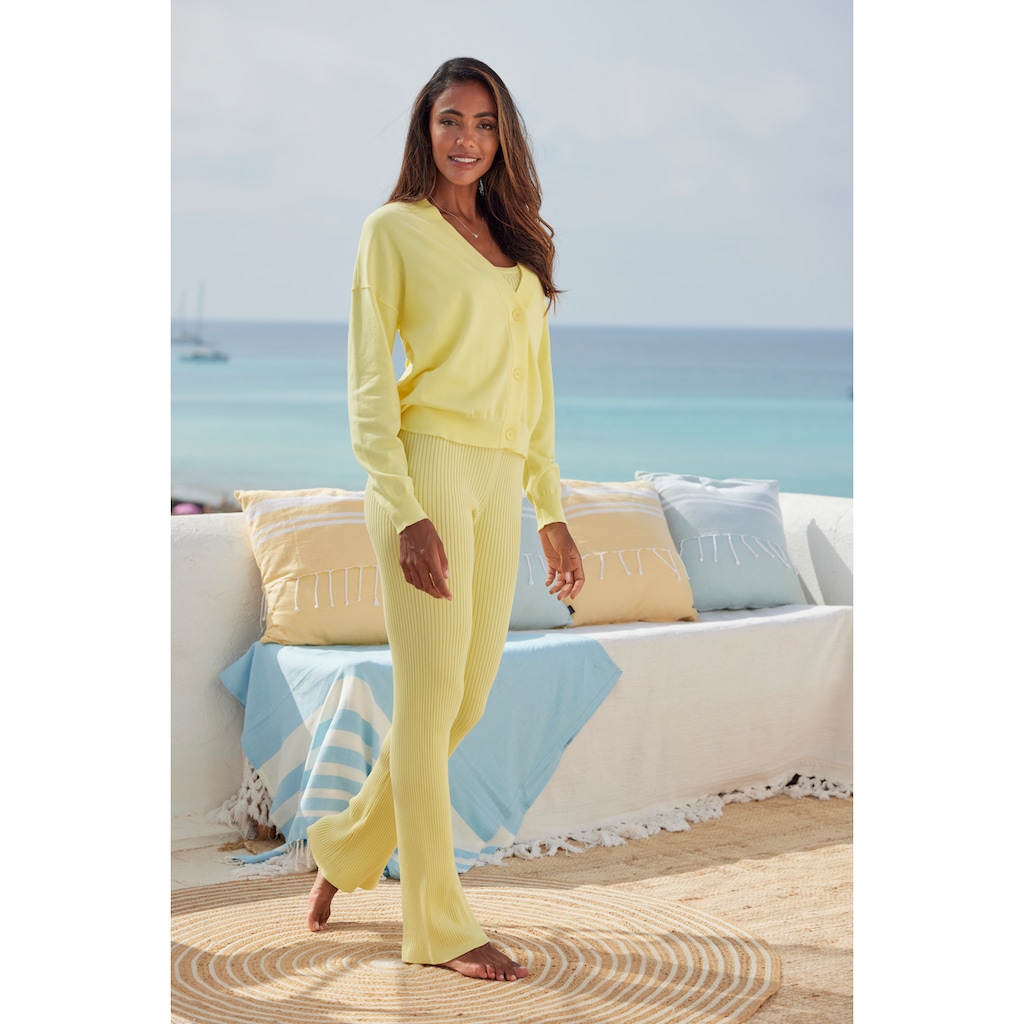 LASCANA Strickjacke, in kurzer Form, Loungewear