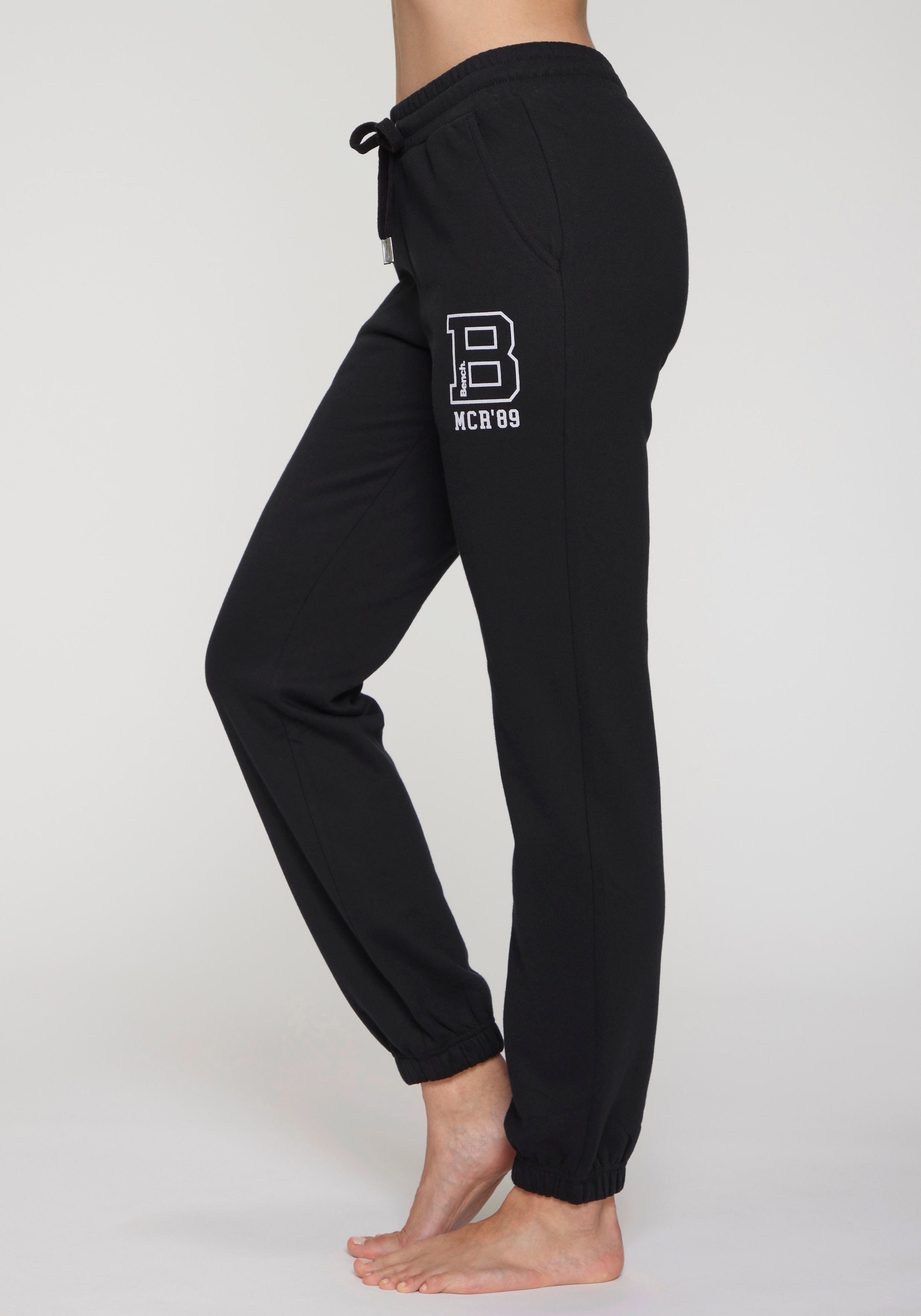 Bench. Loungewear Jogginghose  mit seitlichen Taschen und Logoprint, Loungewear