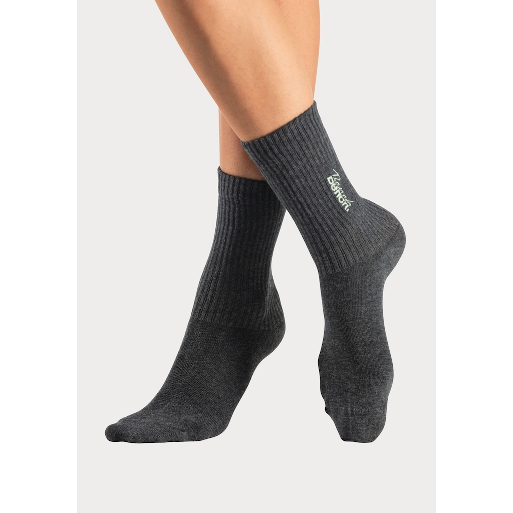 Bench. Basicsocken, (Packung, 3 Paar), mit Bench Stickerei