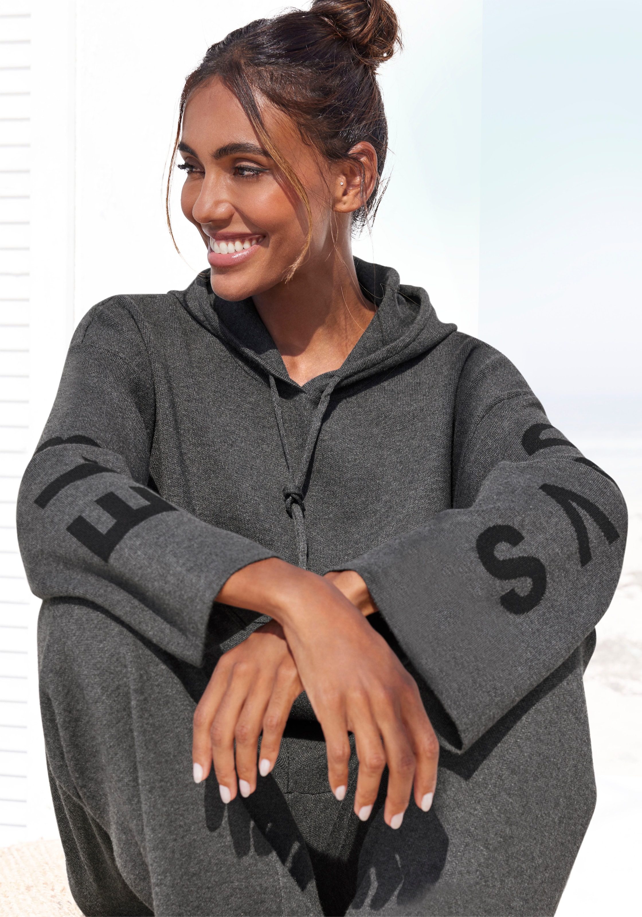 Elbsand Kapuzenpullover mit Logostickerei, Loungewear