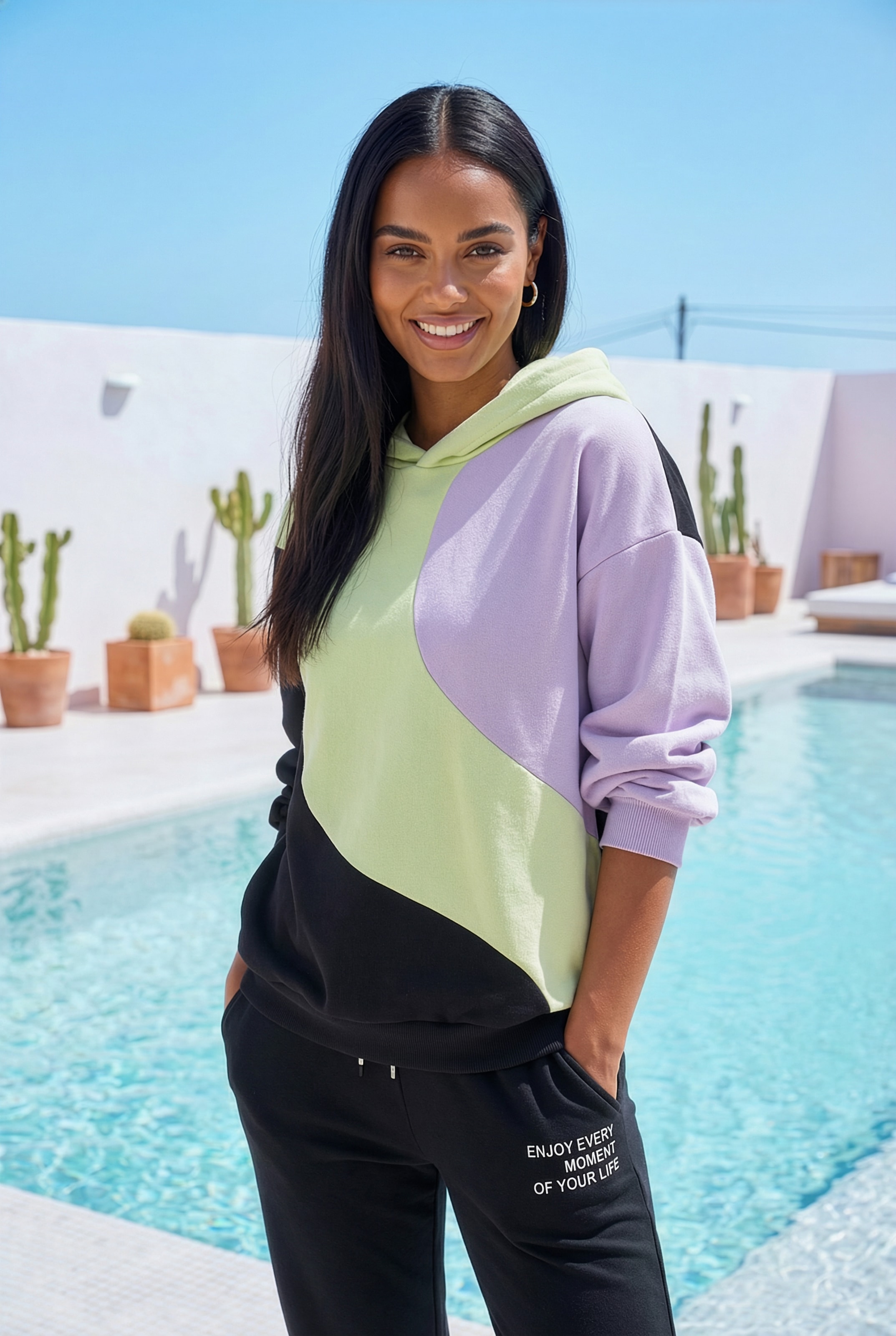 Buffalo Hoodie »- Kapuzensweatshirt«, mit modernem Colorblock-Muster, Home- und Loungewear
