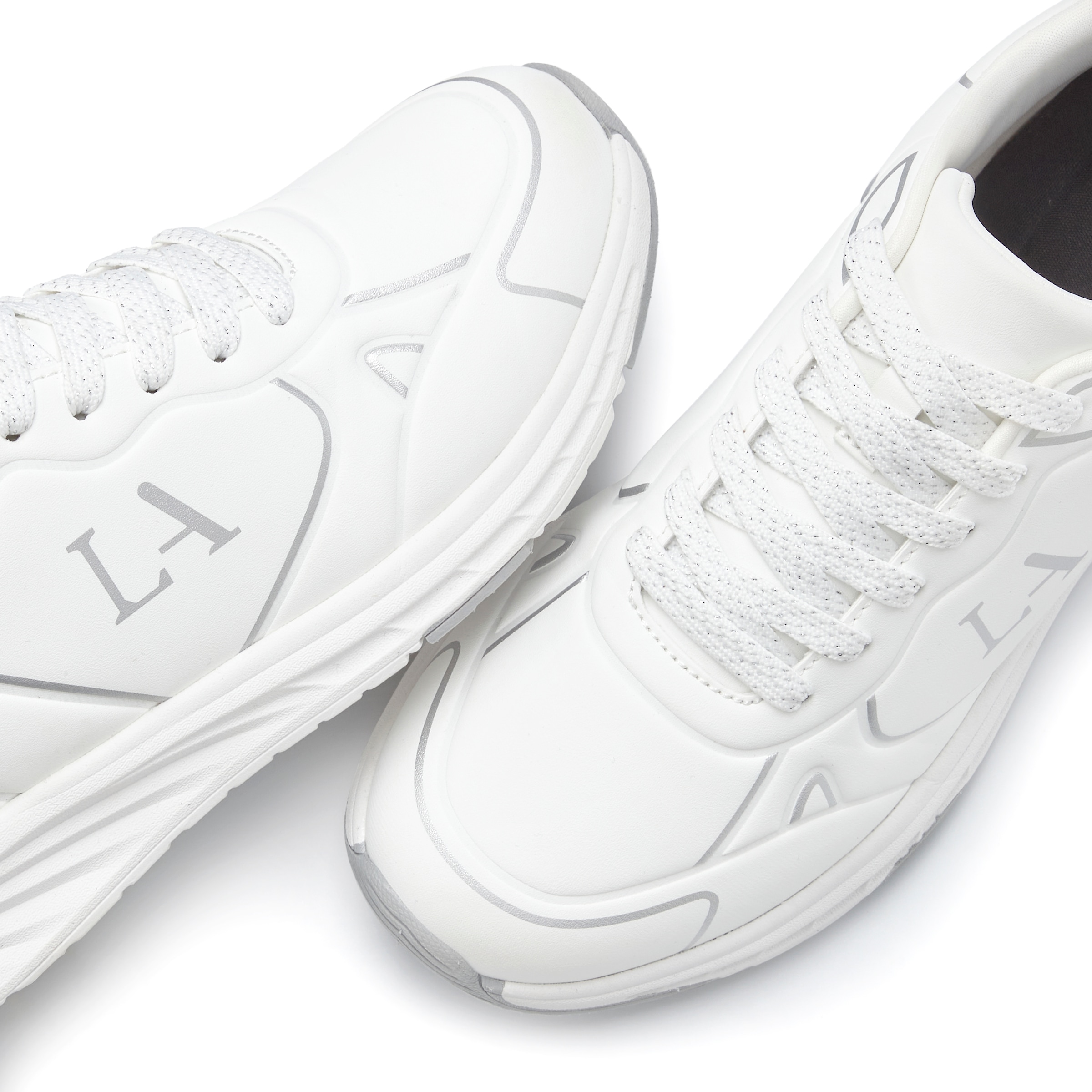 LASCANA Sneaker »Freizeitschuh, Schnürschuh«, mit Farbakzenten VEGAN