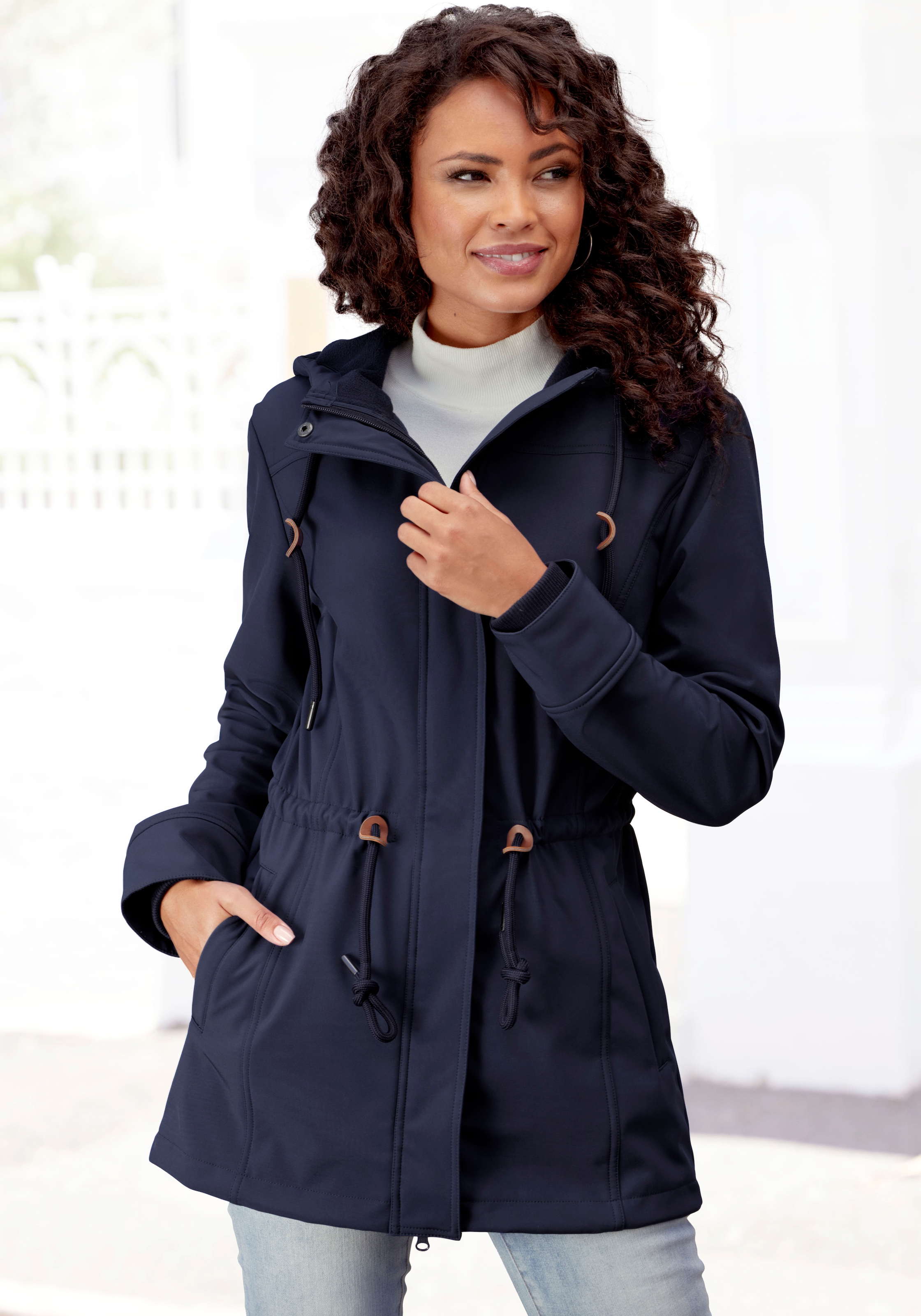 Vivance active Softshelljacke mit Kapuze mit Kordelzug an der Taille