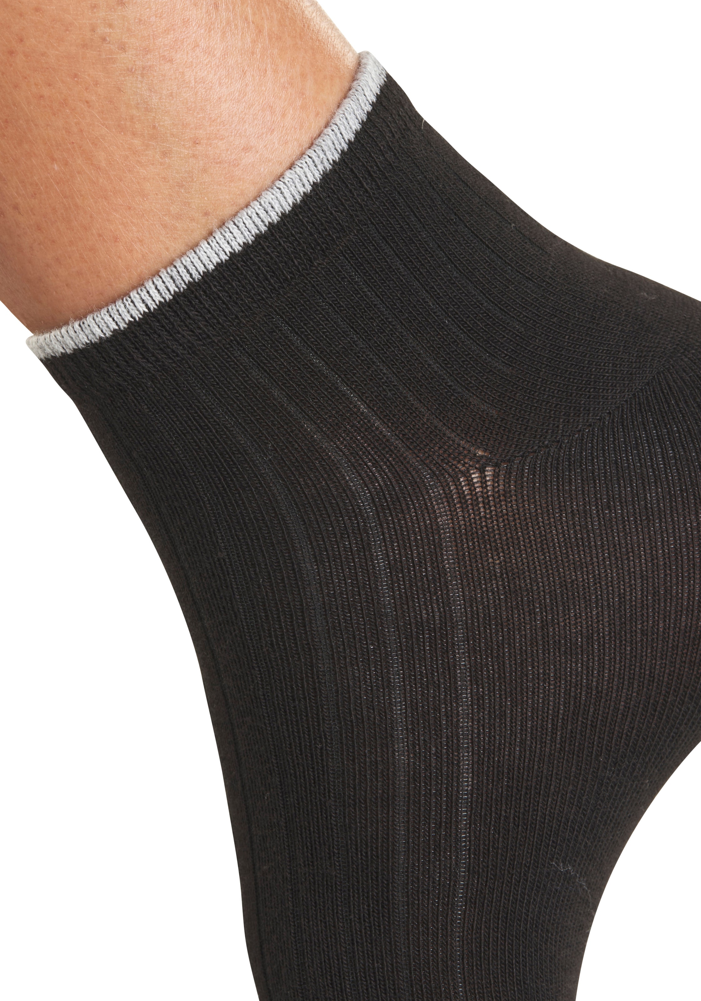 H.I.S Kurzsocken Packung, 7 Paar tlg. in schöner Farbpackung