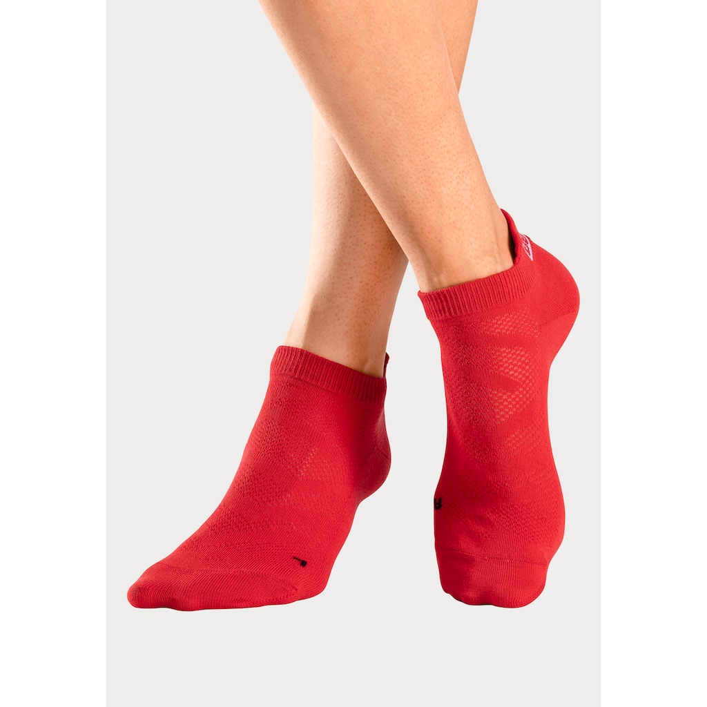 Bench. Sneakersocken, (Packung, 6 Paar), mit Lüftungskanälen in Netzstruktur