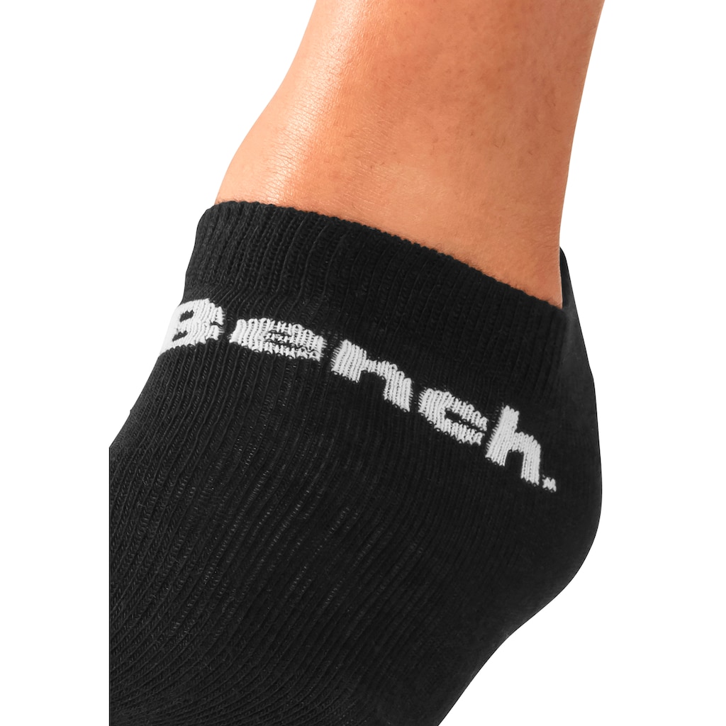 Bench. Sportsocken, (Packung, 12 Paar), Sneakersocken mit klassischem Logoschriftzug